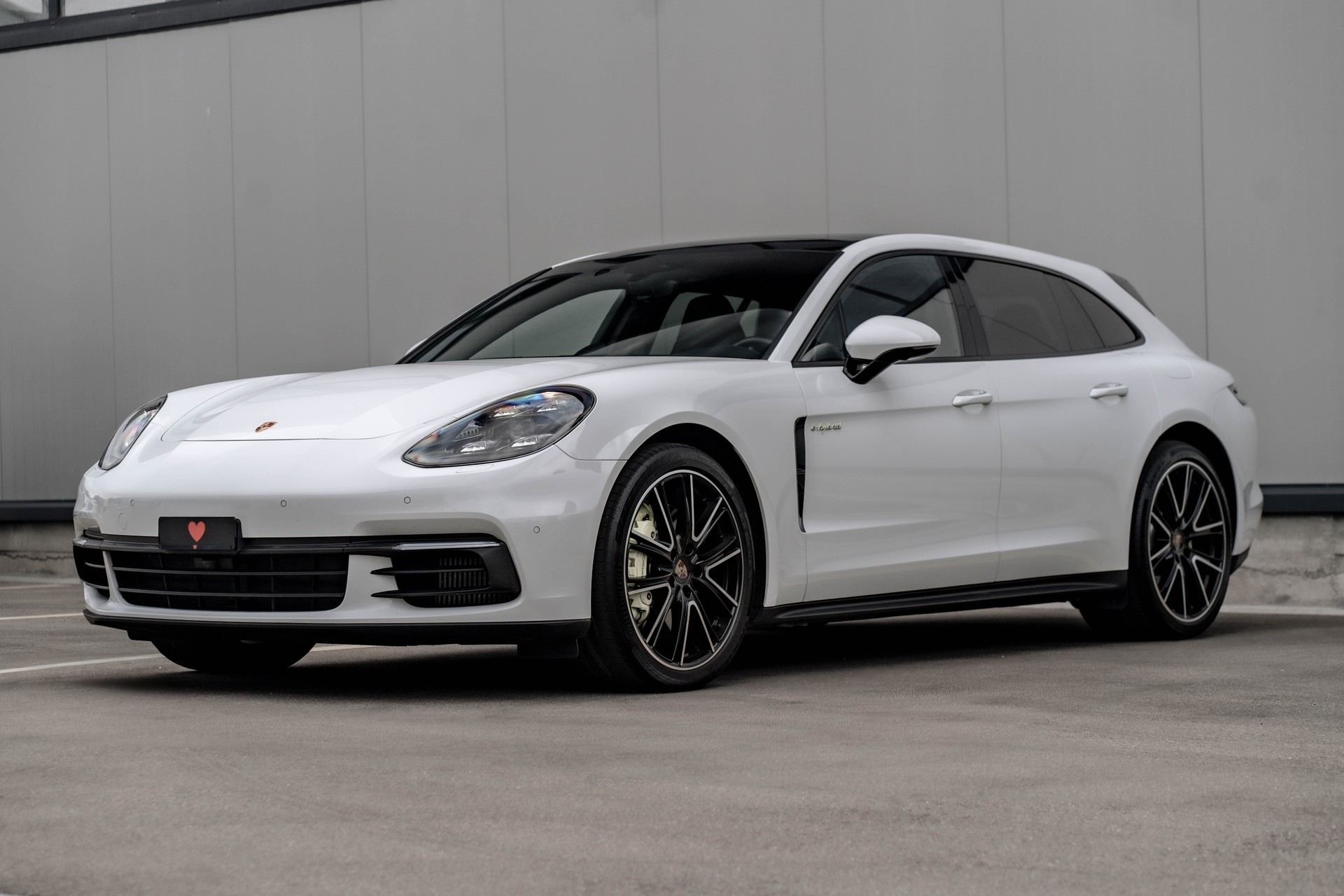 PORSCHE Panamera 4 E-Hybrid Sport Turismo PDK * FRISCH AB MFK * NEUE BREMSEN * AB GROSSEM PORSCHE SERVICE *