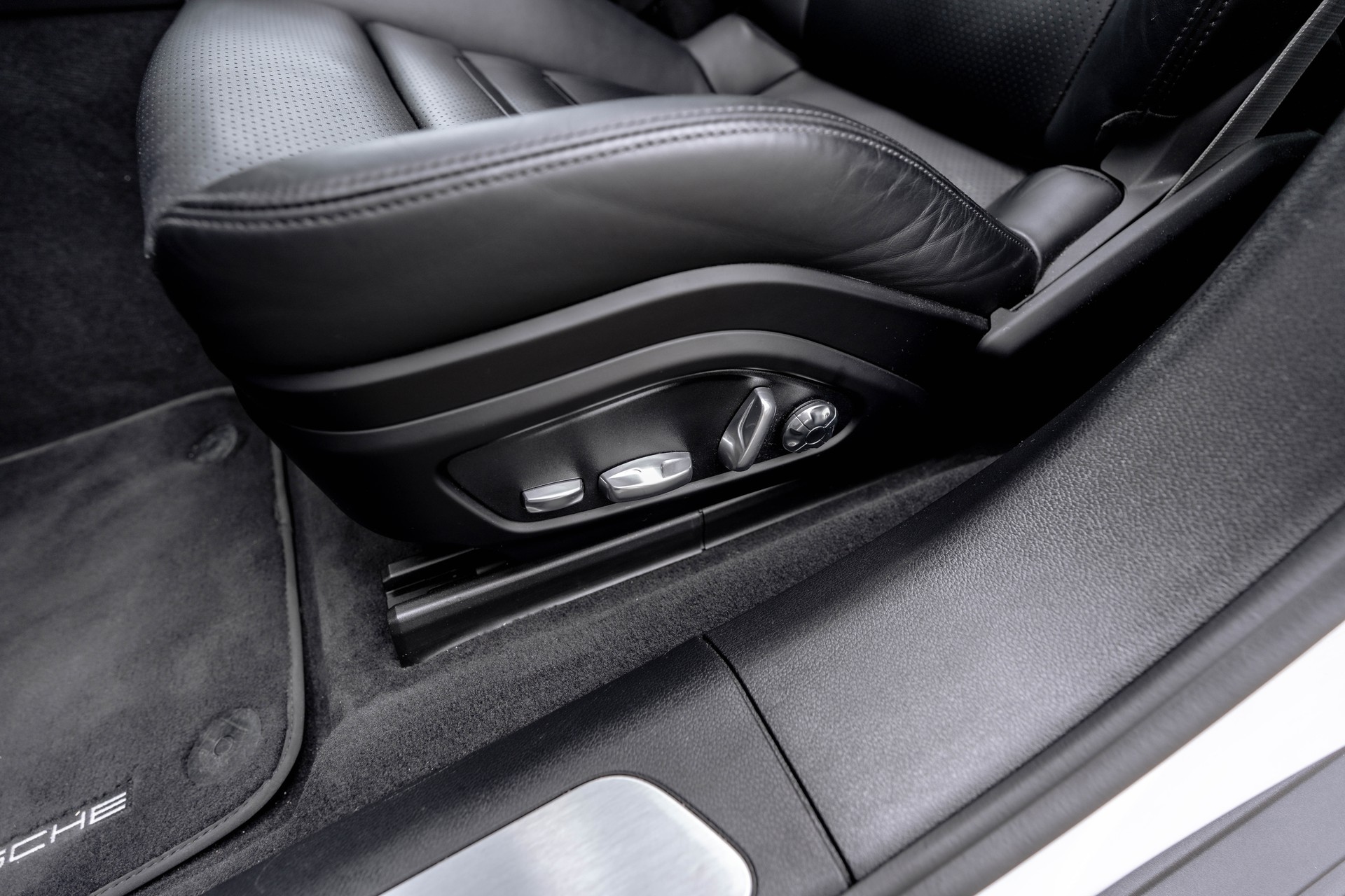 PORSCHE Panamera 4 E-Hybrid Sport Turismo PDK * FRISCH AB MFK * NEUE BREMSEN * AB GROSSEM PORSCHE SERVICE *-image-12