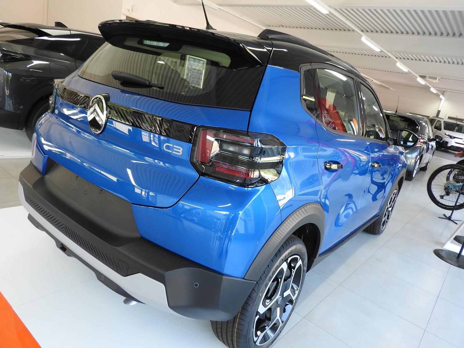 CITROEN 1.2 MHEV PLUS-image-2