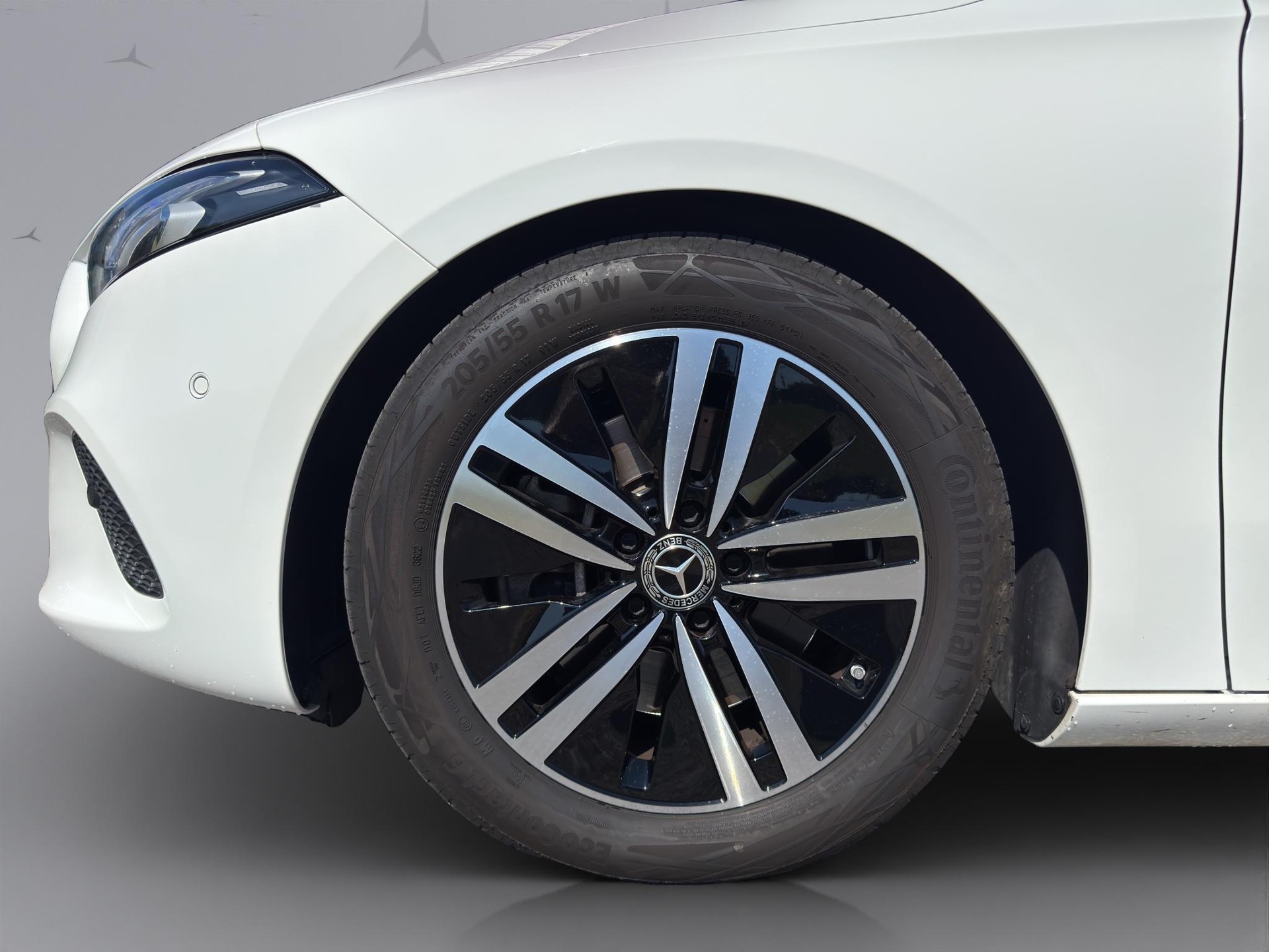 MERCEDES-BENZ A 250 Progressive 4m-image-2