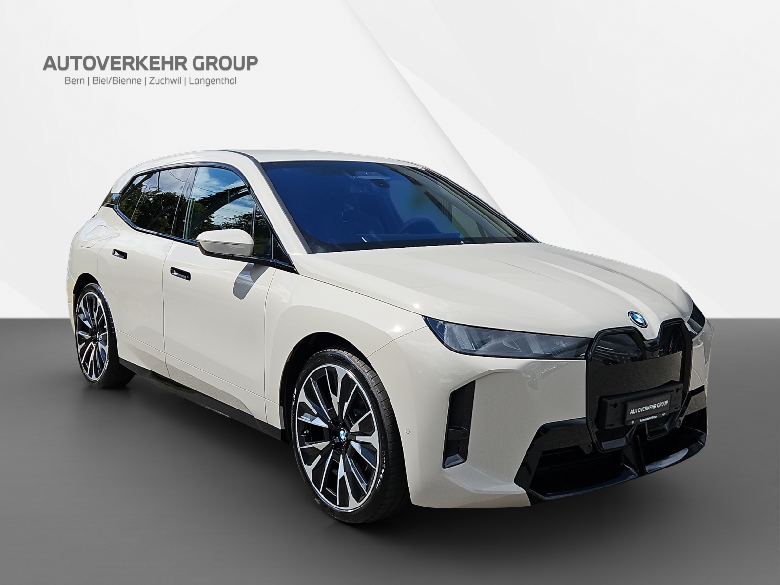 BMW iX xDrive45 M Sport Pro-image-7