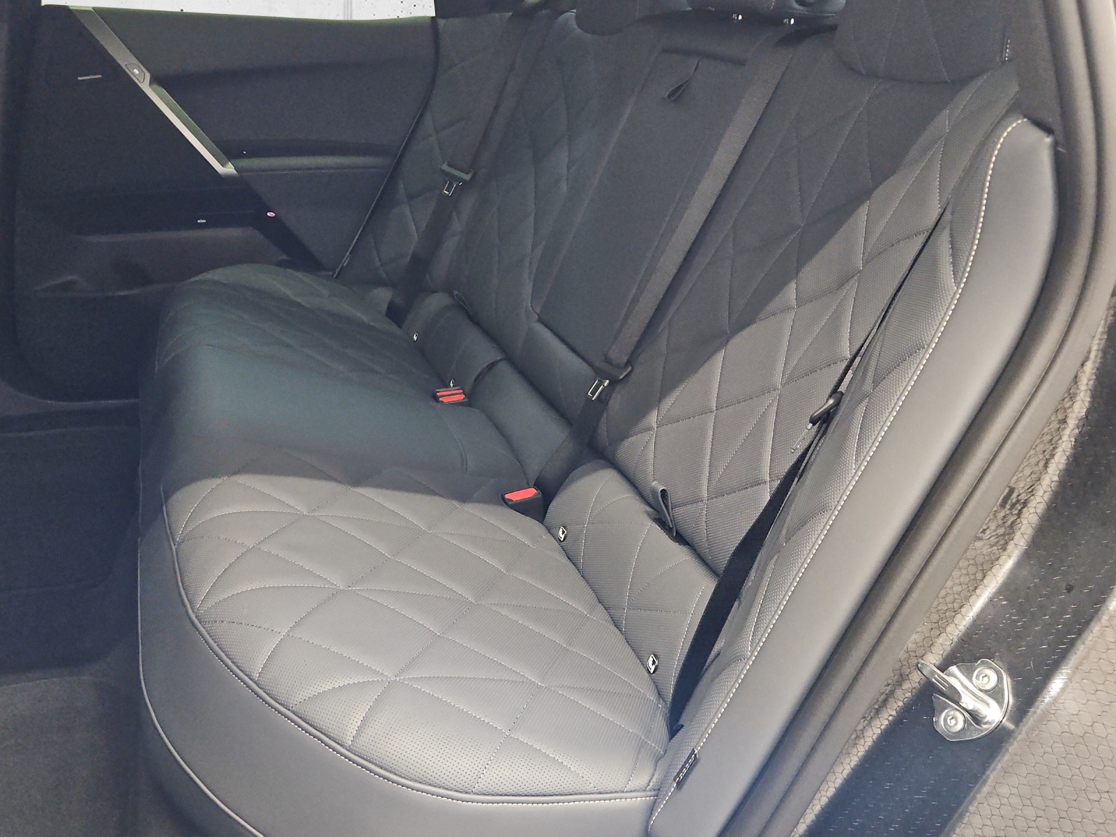 BMW iX xDrive45 M Sport Pro-image-10