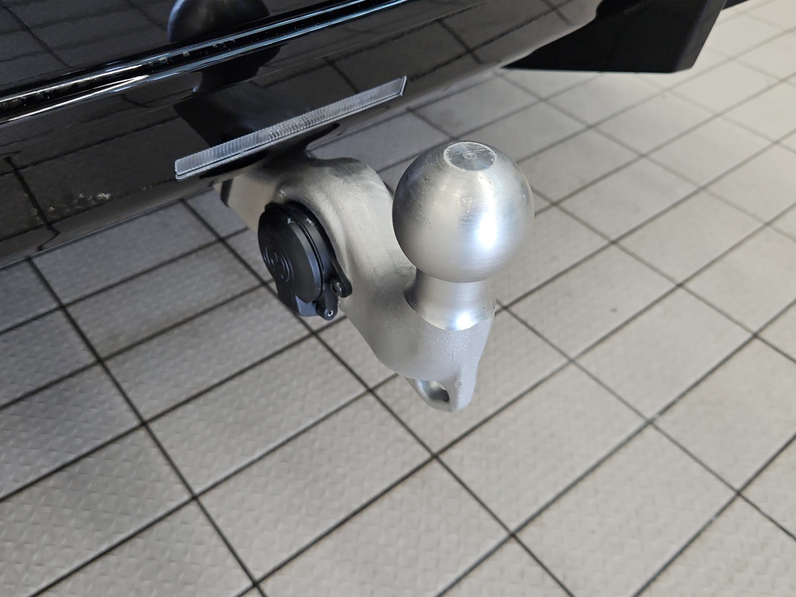 BMW iX xDrive45 M Sport Pro-image-16