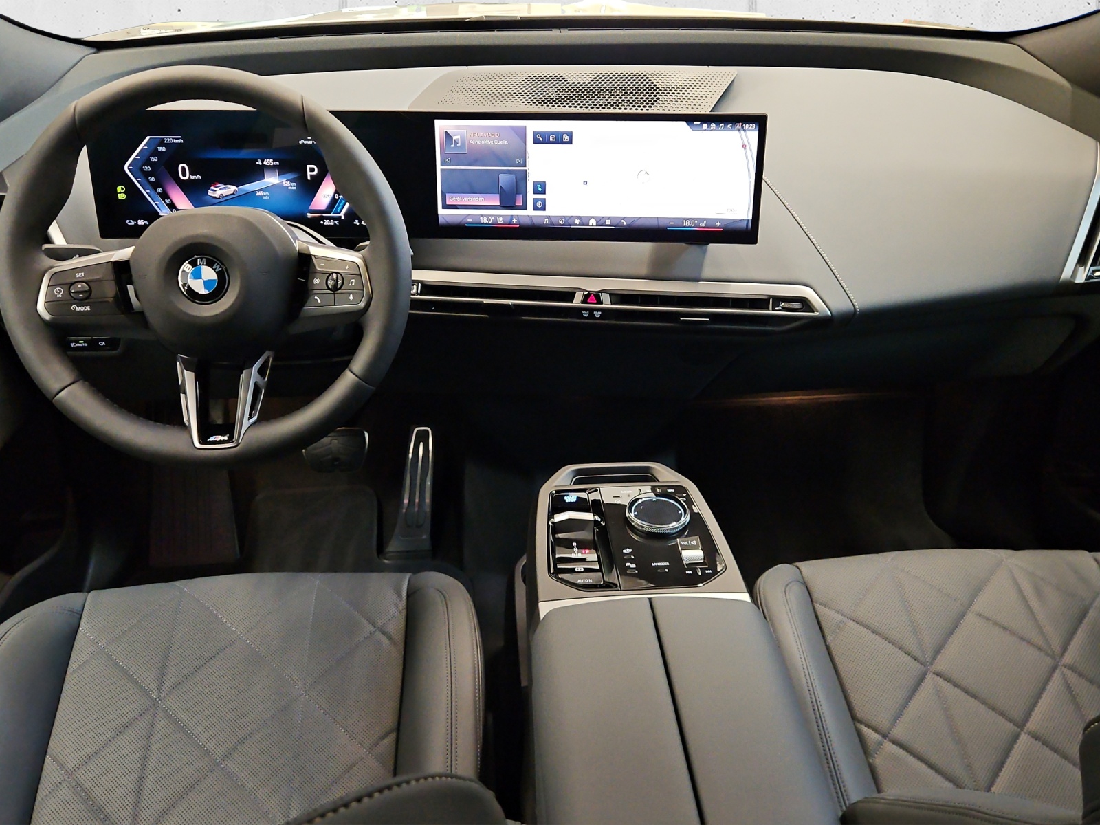 BMW iX xDrive45 M Sport Pro-image-13