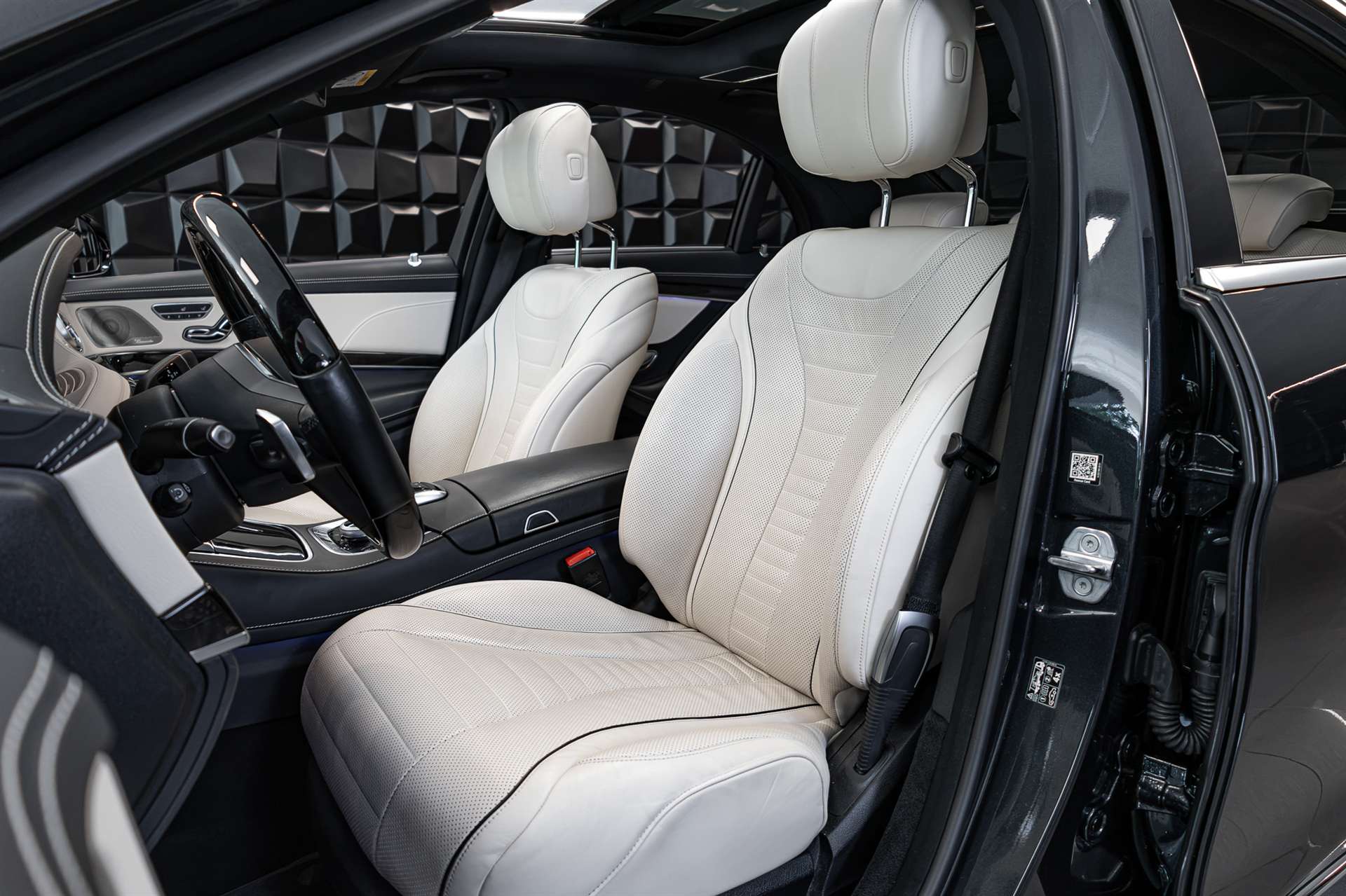 MERCEDES-BENZ S 400 d 4Matic 9G-Tronic-image-12
