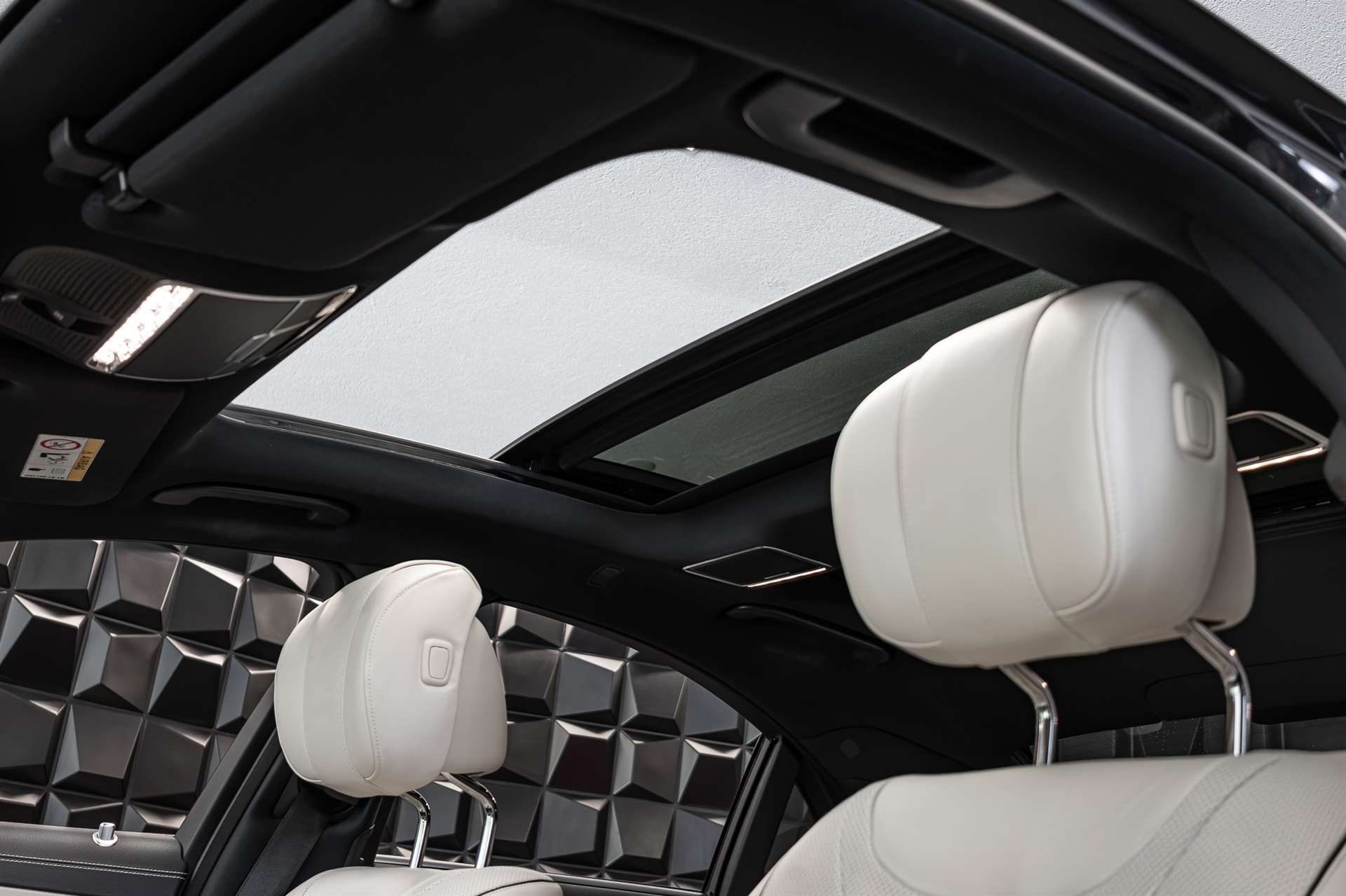 MERCEDES-BENZ S 400 d 4Matic 9G-Tronic-image-13