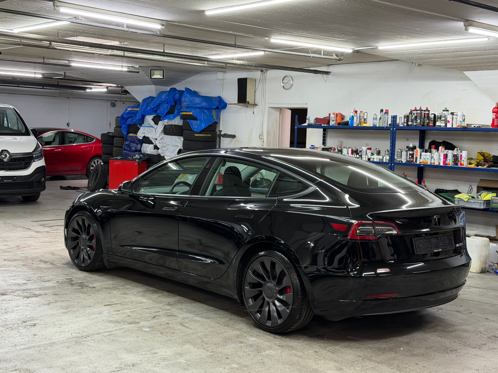 TESLA Model 3 Performance Dual Motor AWD-image-1