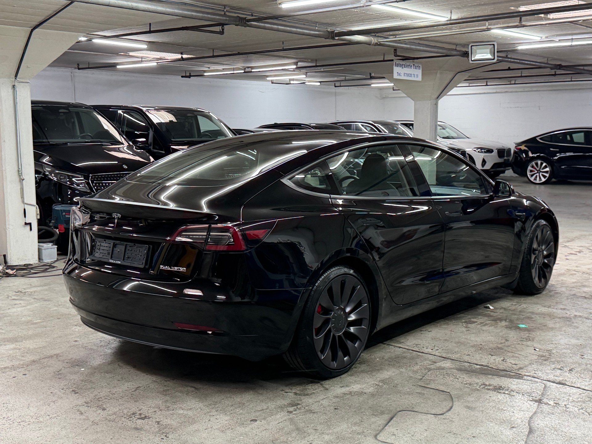 TESLA Model 3 Performance Dual Motor AWD-image-5