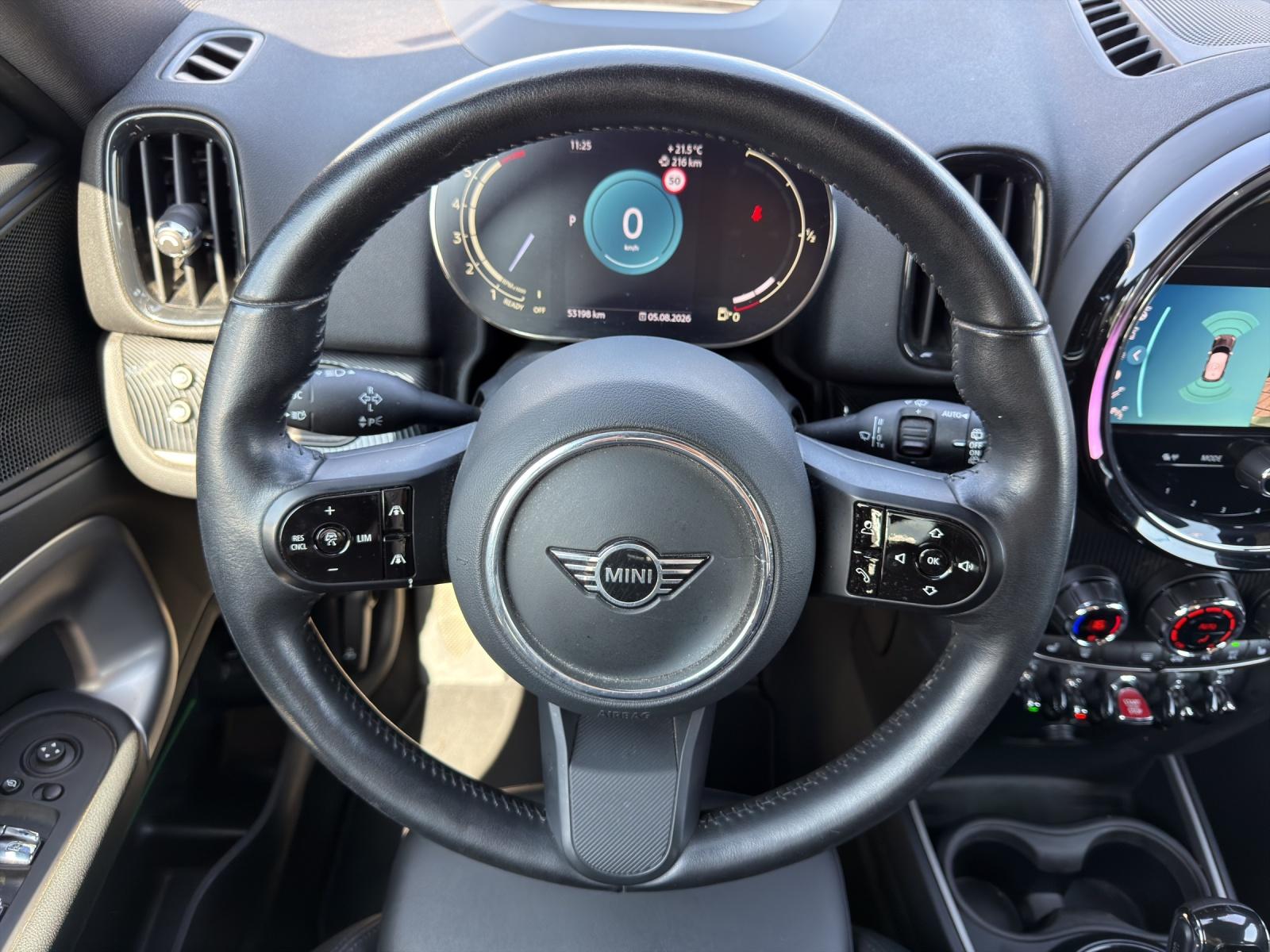 MINI Countryman Cooper ALL4 Steptronic (CH)-image-11