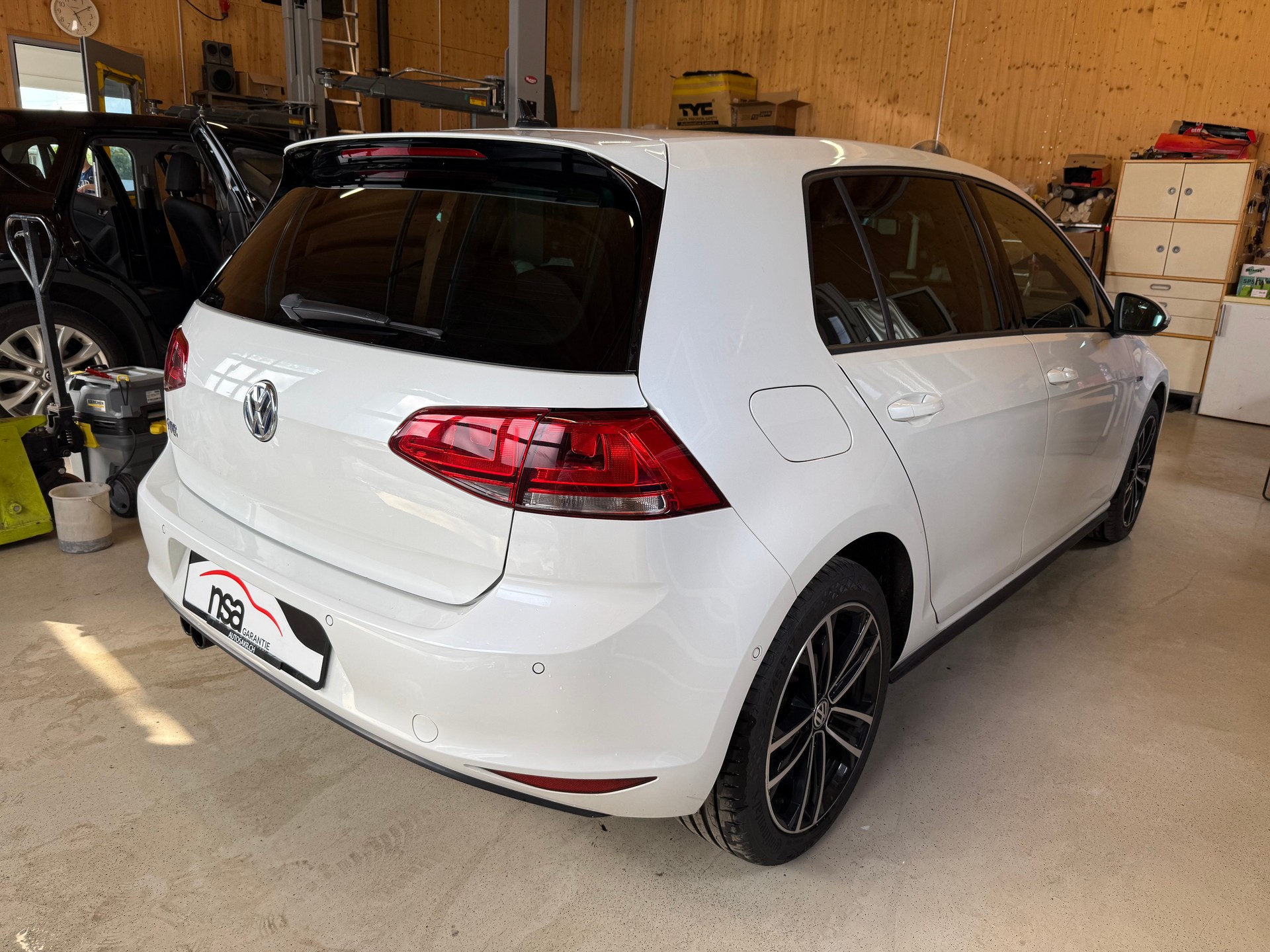 VW Golf 1.4 TSI GTE DSG-image-3