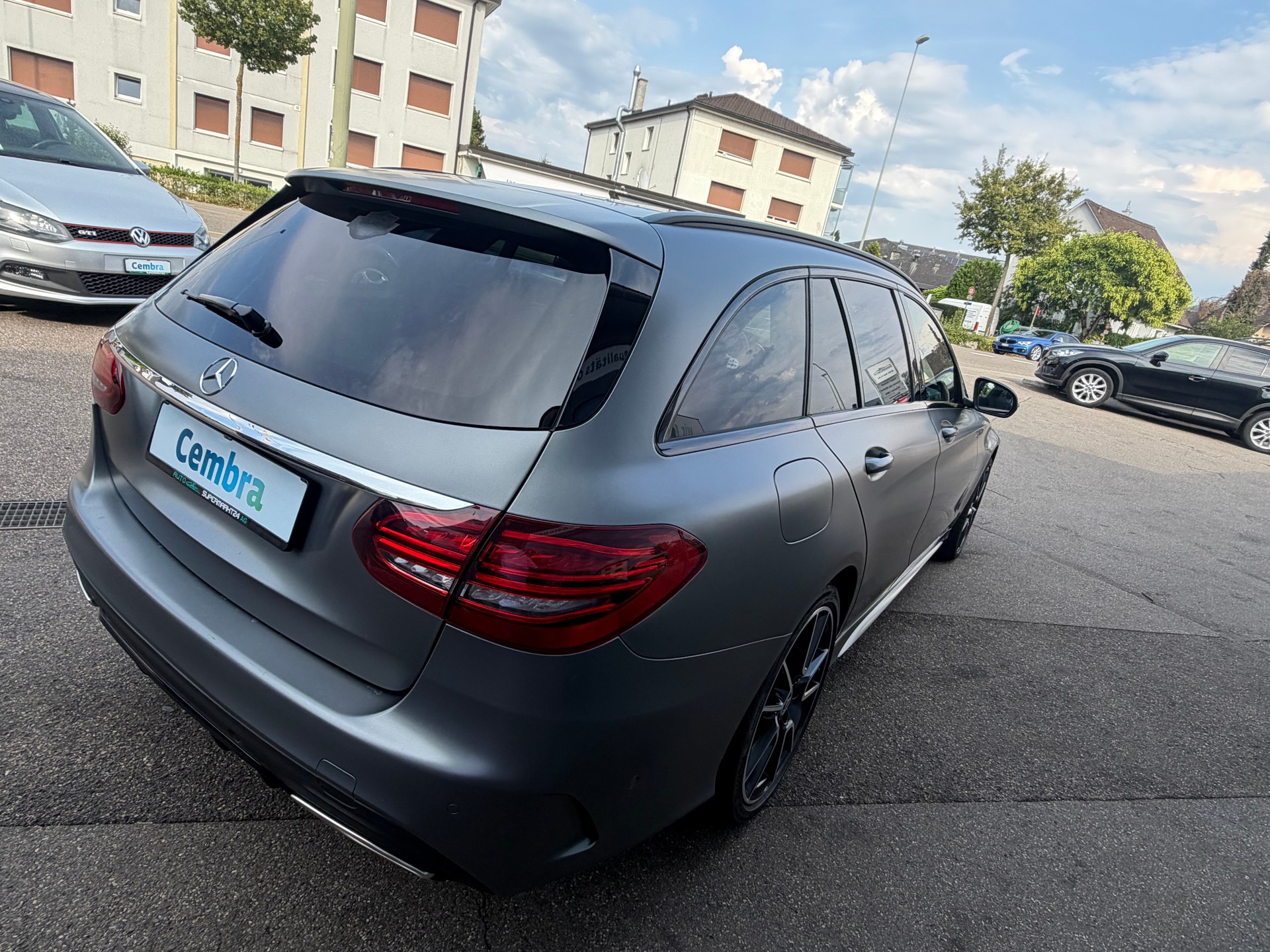 MERCEDES-BENZ C 400 AMG Line 4Matic 9G-Tronic-image-4