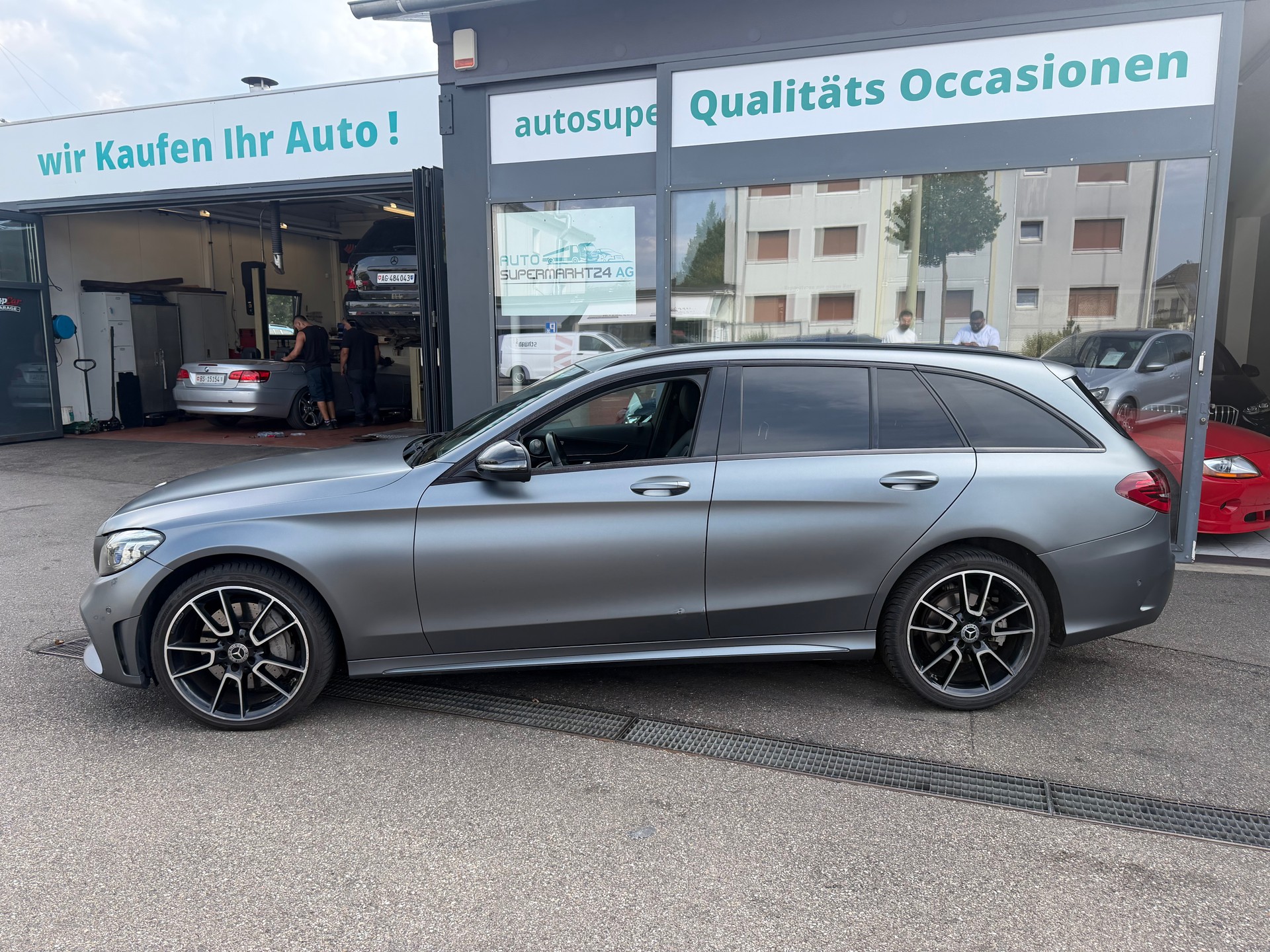 MERCEDES-BENZ C 400 AMG Line 4Matic 9G-Tronic-image-1
