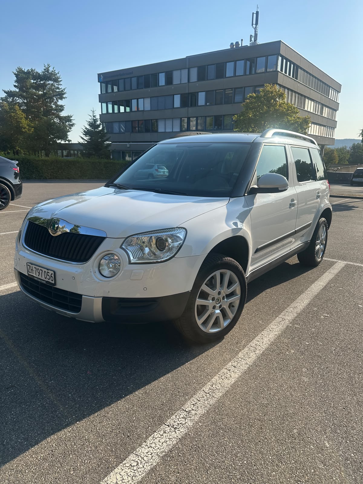 SKODA SKODA Yeti 2.0 TDI Elegance 4x4 DSG-image-0