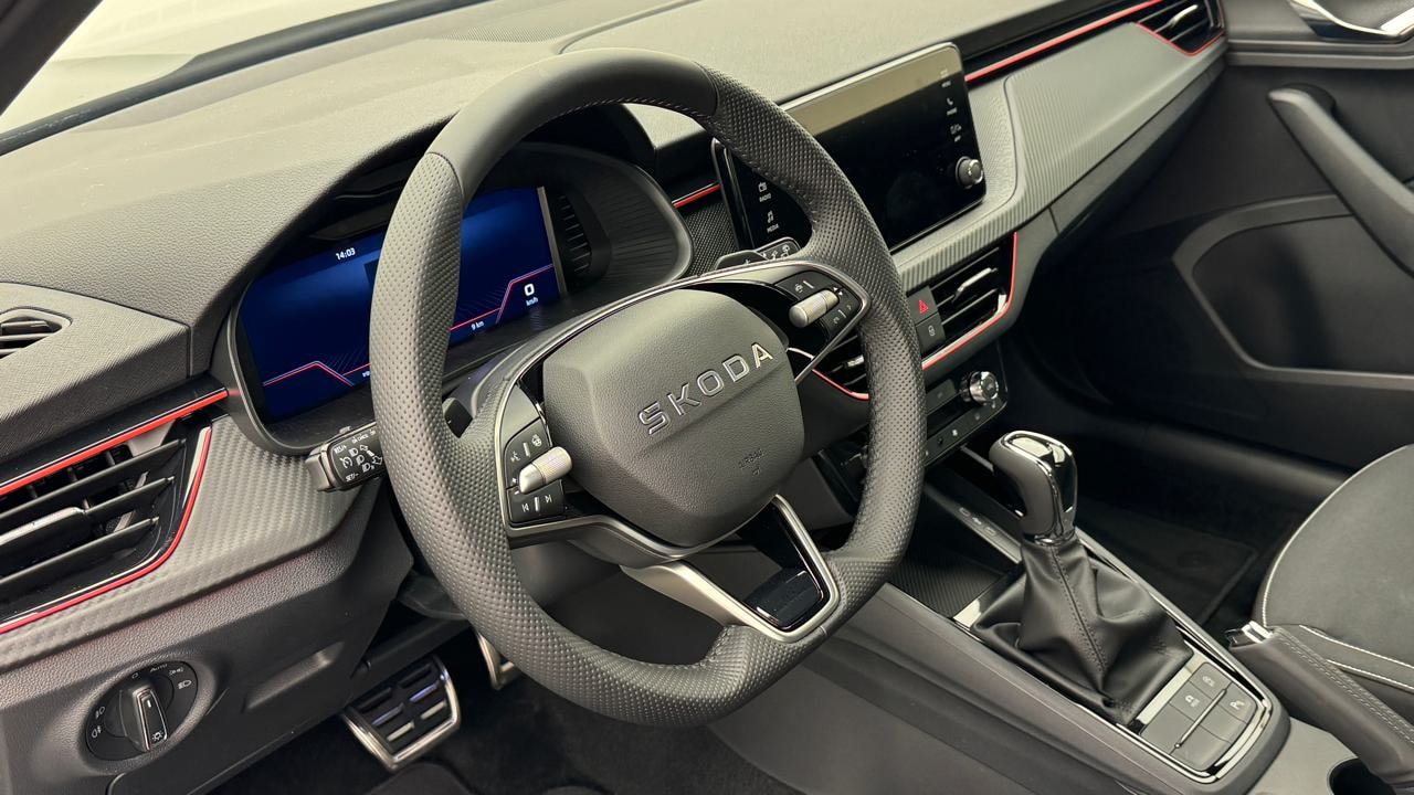 SKODA Kamiq 1.5 TSI Monte Carlo DSG-image-6