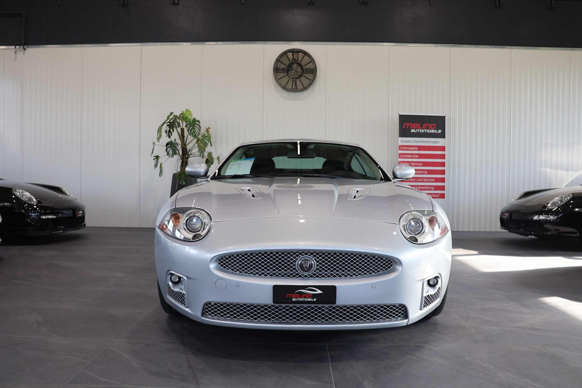 JAGUAR XKR 4.2 V8 SC Automatic-image-3