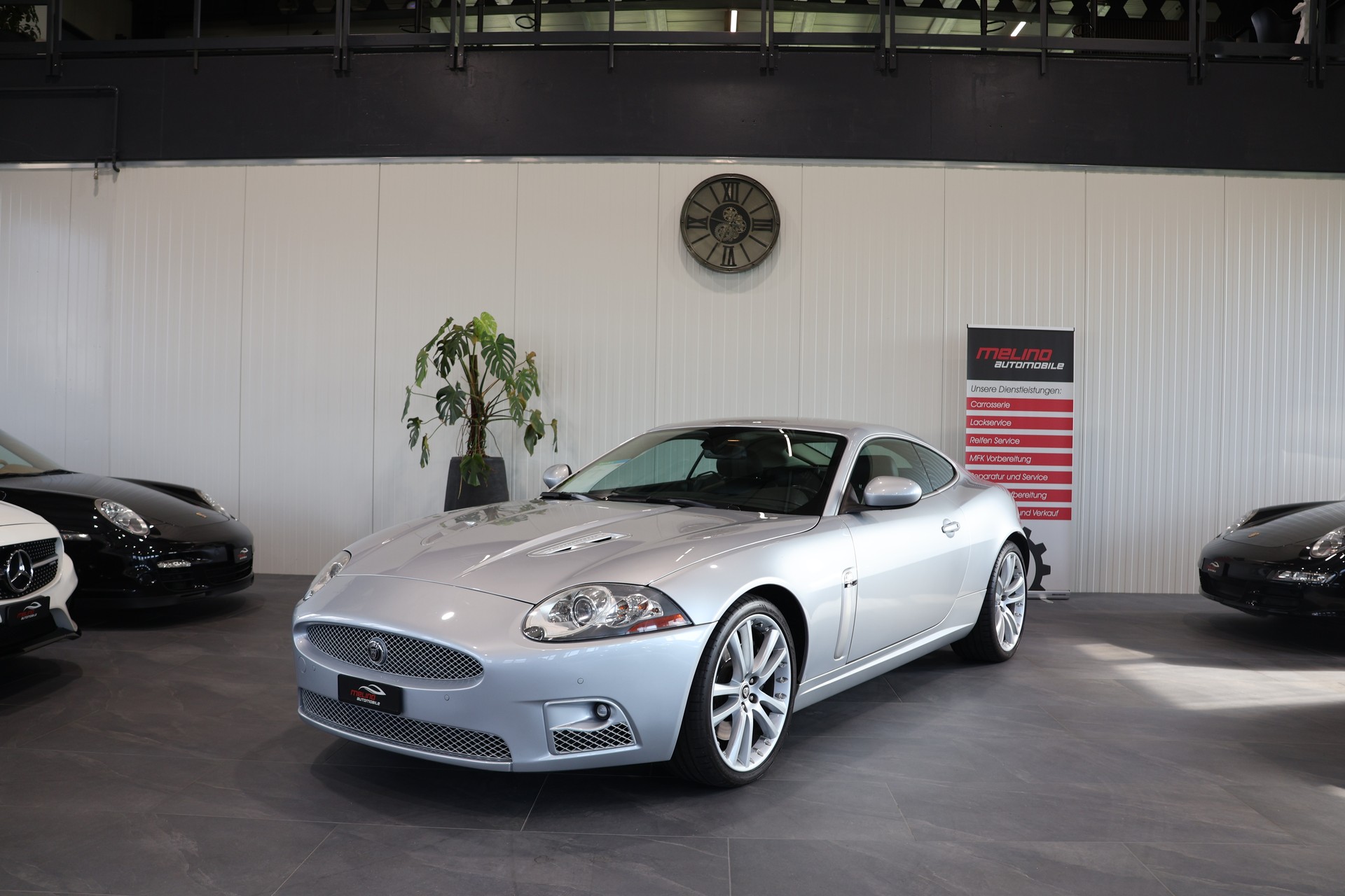 JAGUAR XKR 4.2 V8 SC Automatic-image-0