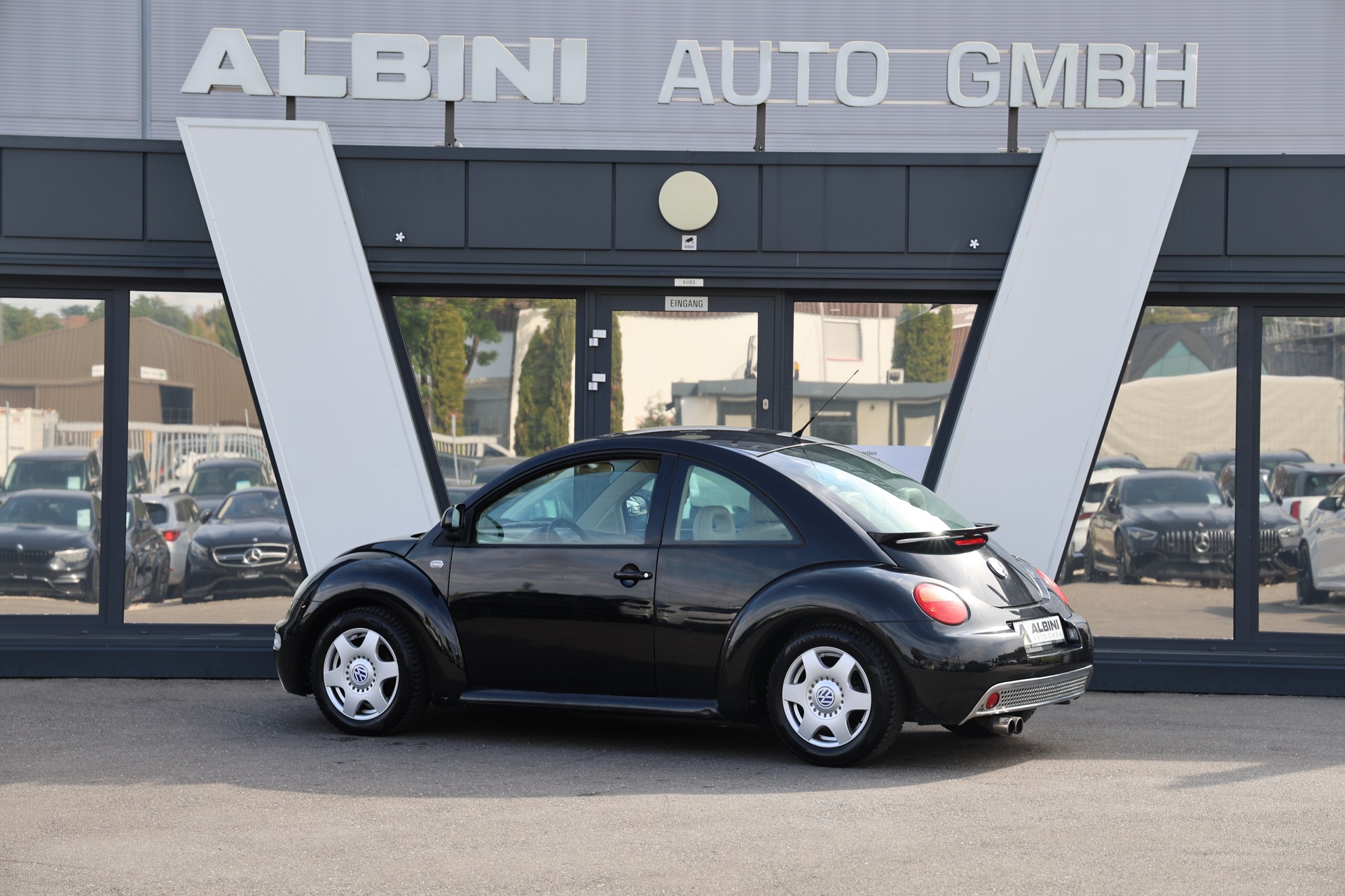 VW Beetle 2.0-image-3