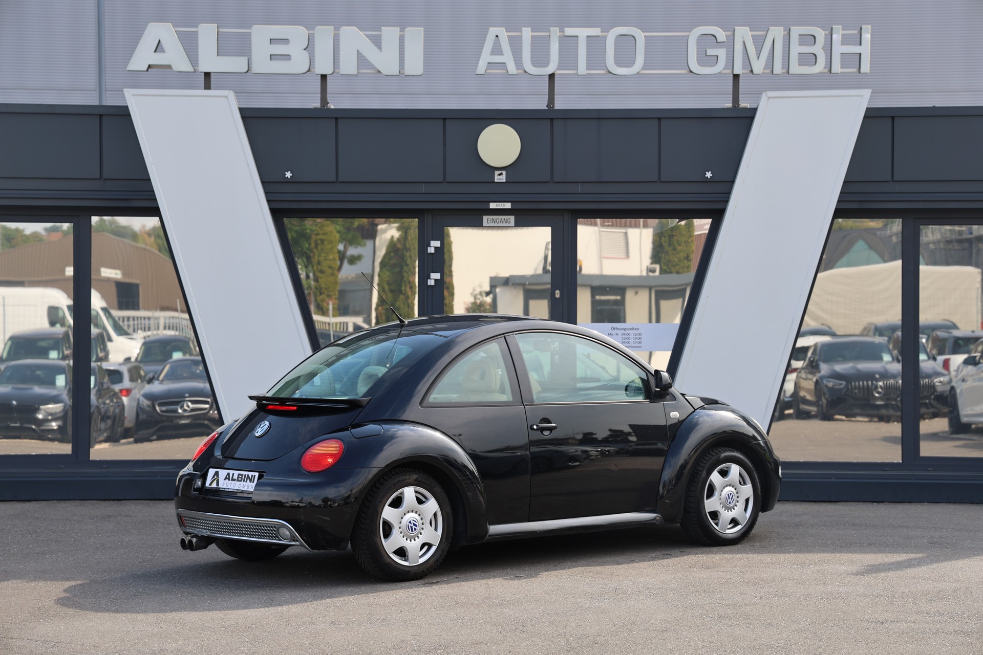 VW Beetle 2.0-image-2