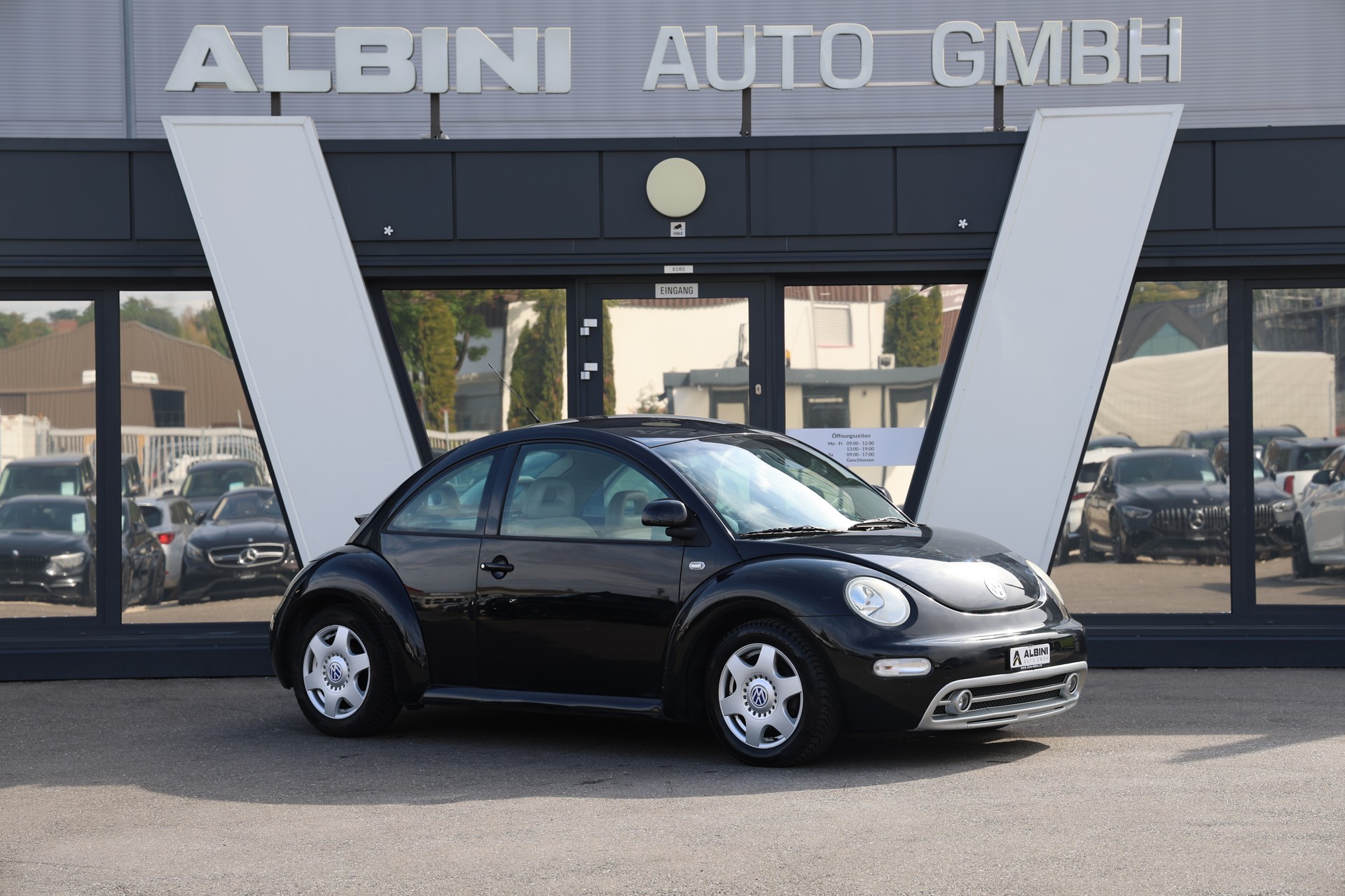 VW Beetle 2.0-image-1