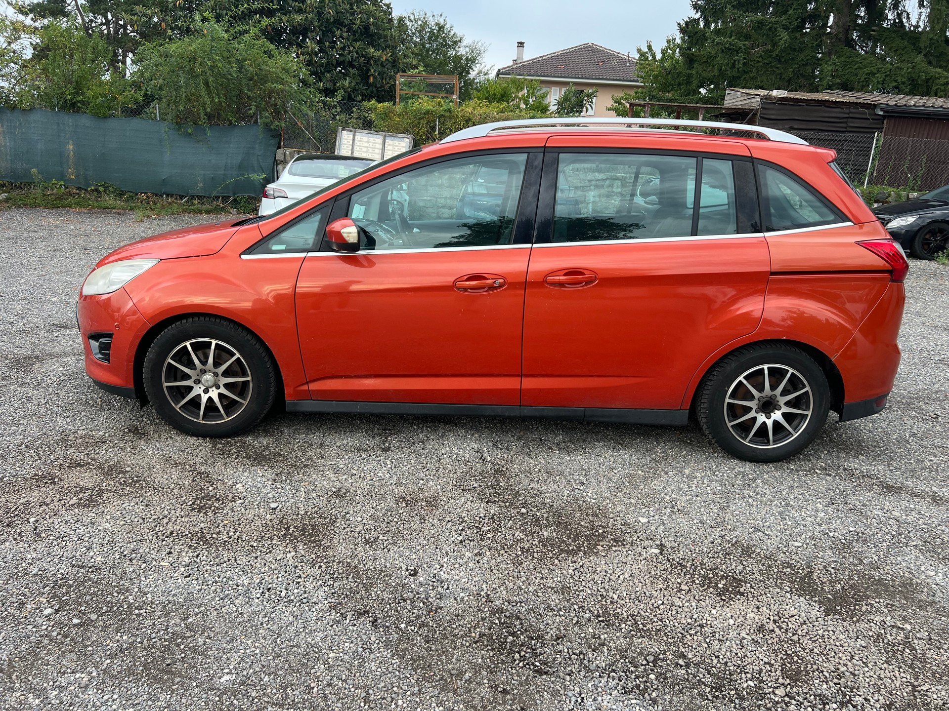 FORD Grand C-Max 2.0 TDCi Titanium-image-2