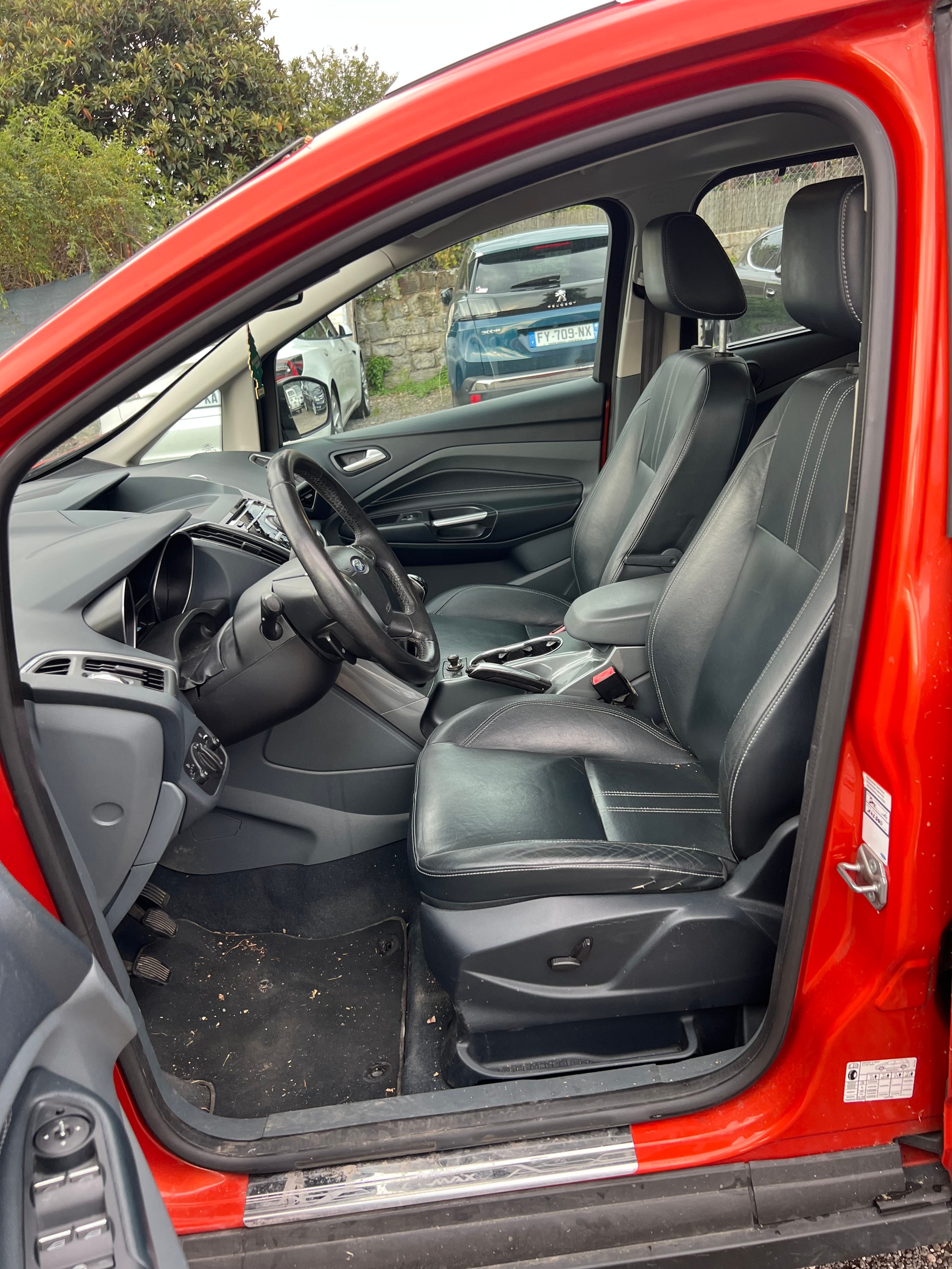 FORD Grand C-Max 2.0 TDCi Titanium-image-10