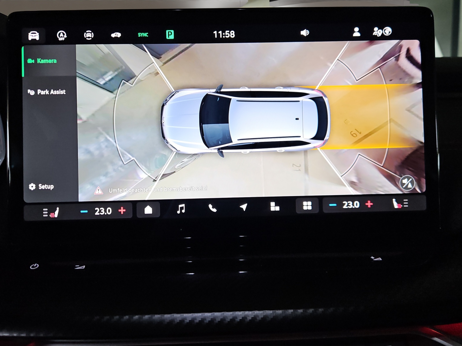 SKODA Octavia Combi 2.0 TSI DSG RS 30 Years Edition-image-14