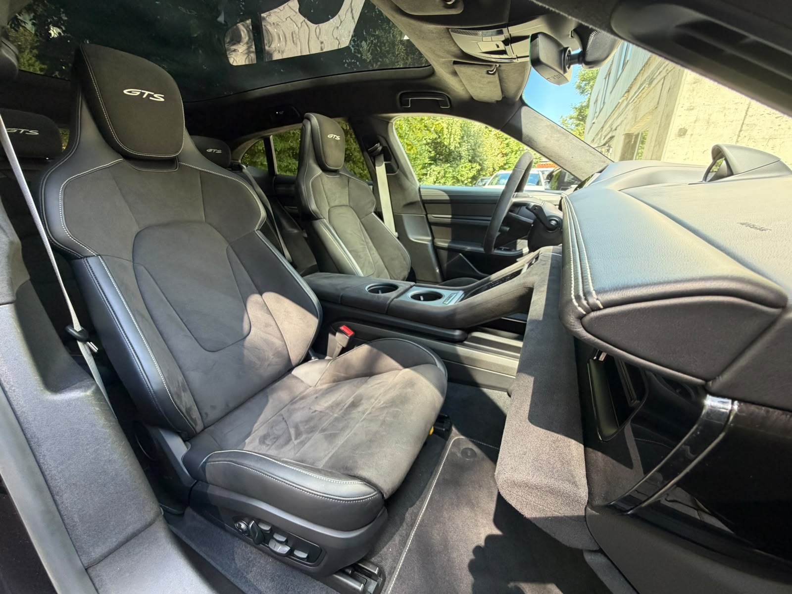PORSCHE Taycan GTS Sport Turismo Performance Plus 93,4kWh-image-19