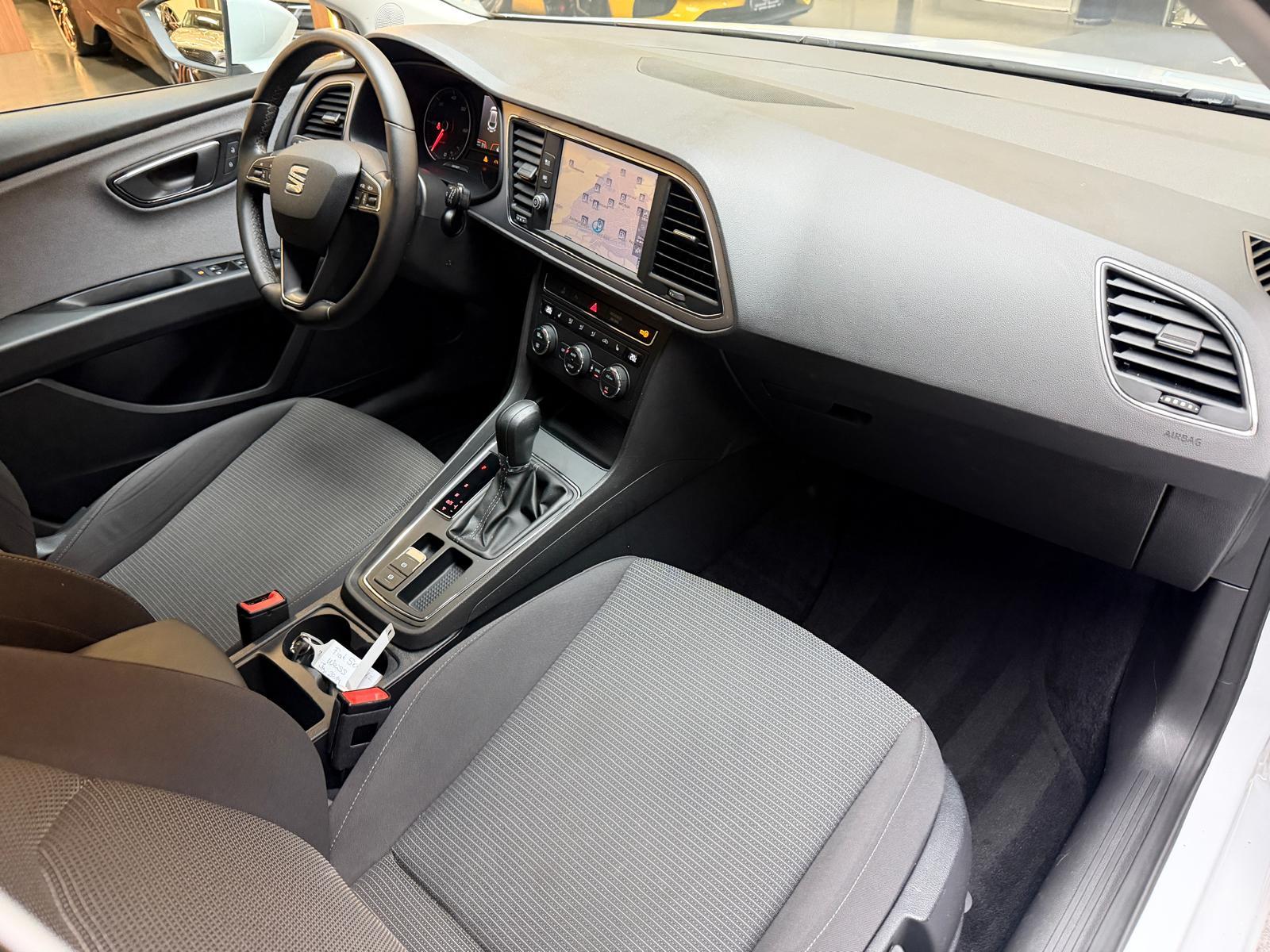 SEAT Leon ST 1.6 TDI 115 Style DSG-image-12