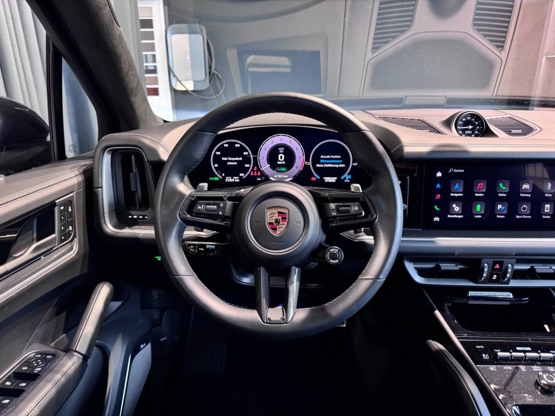 PORSCHE Cayenne Turbo E-Hybrid-image-14