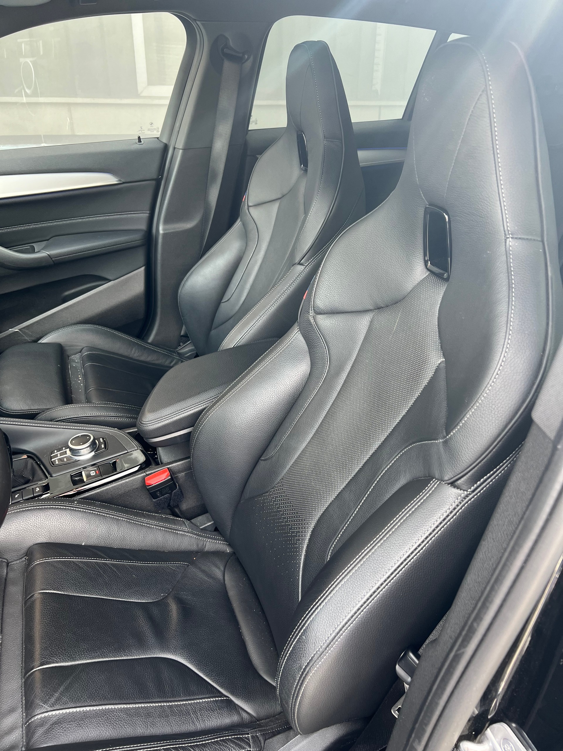 BMW M35i-image-4