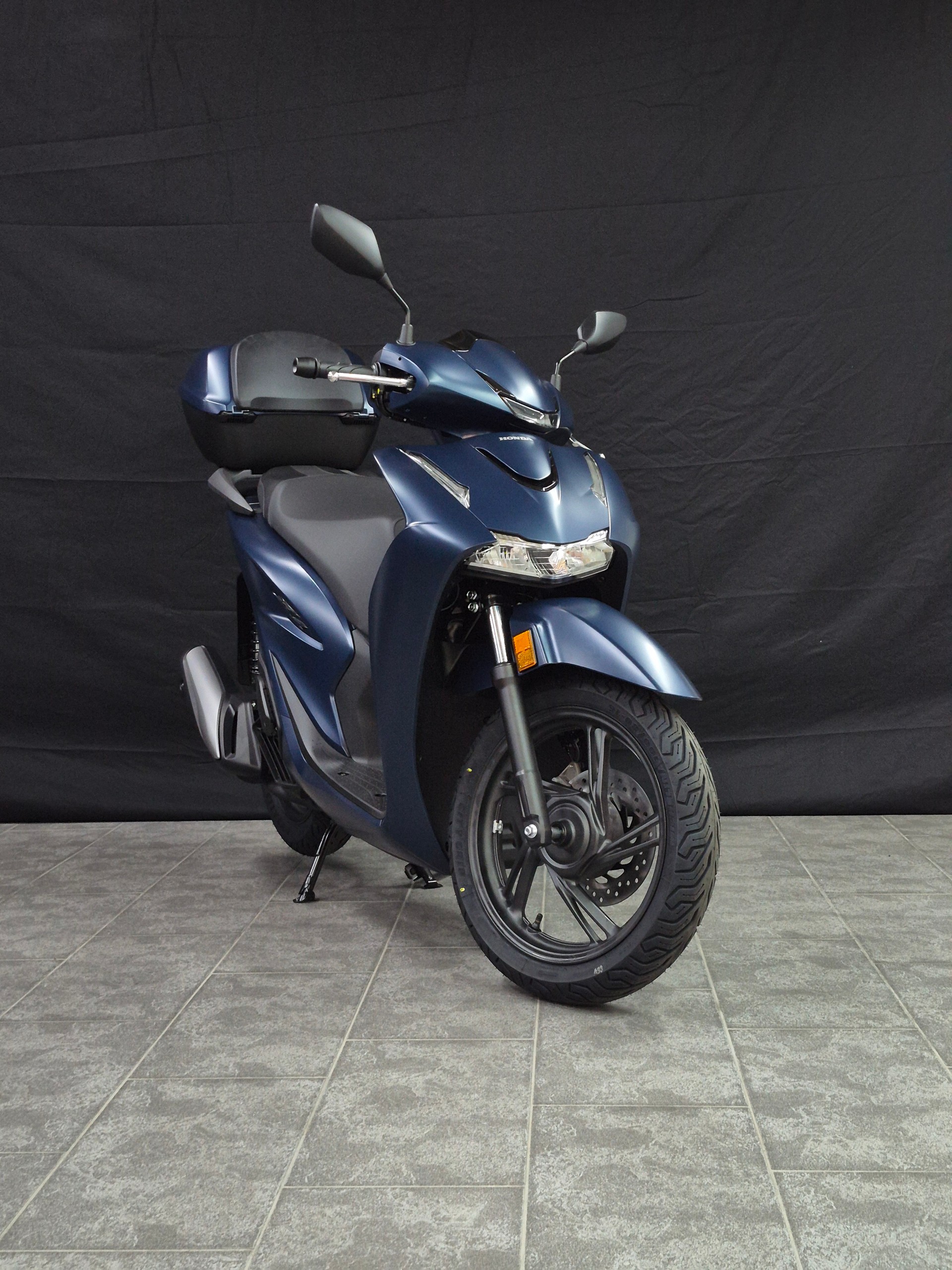 HONDA SH 125 +-showroom-element-2