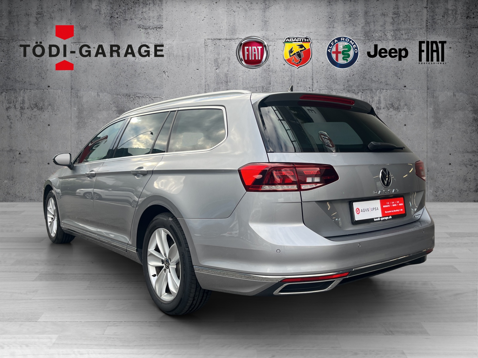 VW Passat Variant 2.0 TDI 200 Elegance DSG 4m-image-3