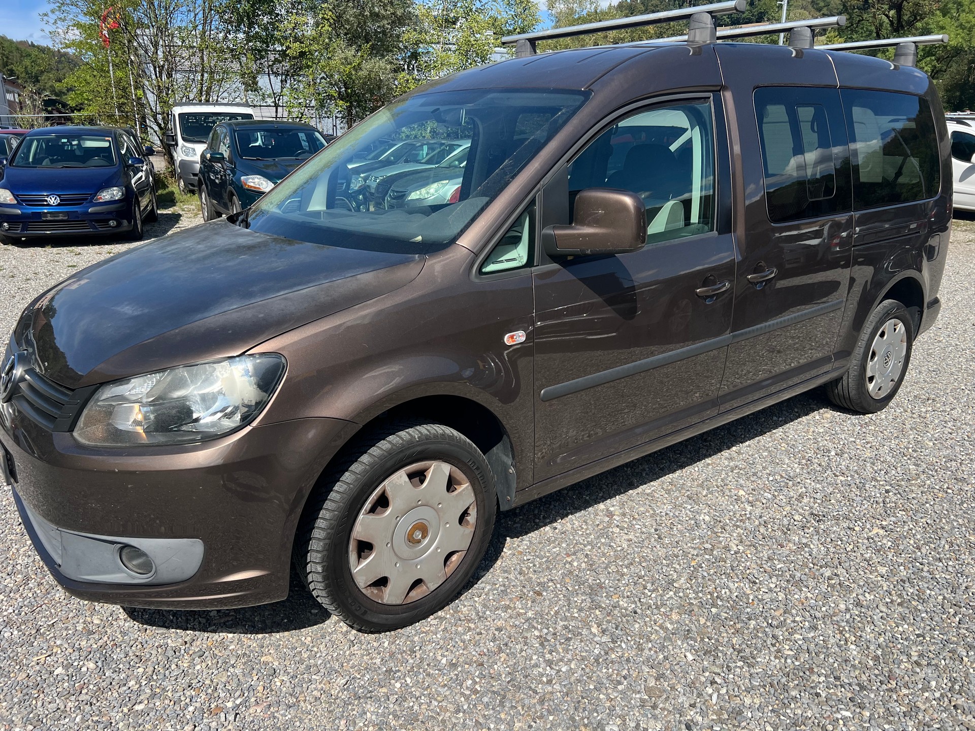 VW Caddy Maxi 1.6 TDI-image-1