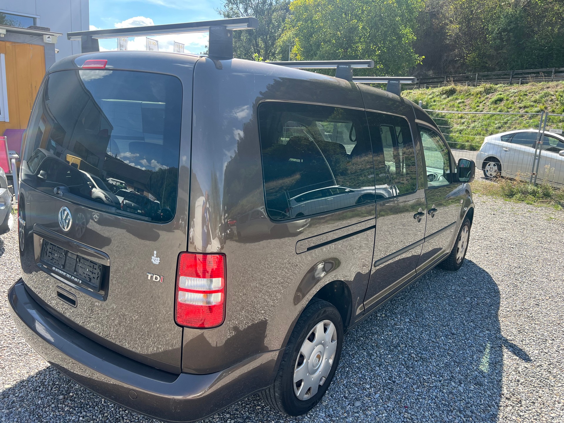VW Caddy Maxi 1.6 TDI-image-7