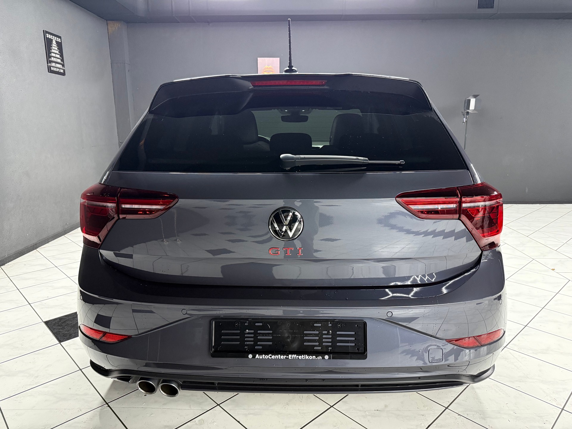 VW Polo 2.0 TSI GTI DSG-image-4