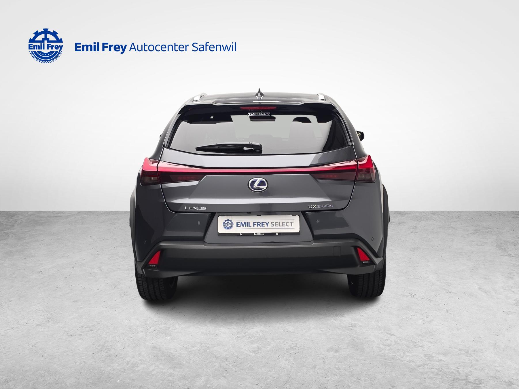 LEXUS UX 300e Excellence-image-3
