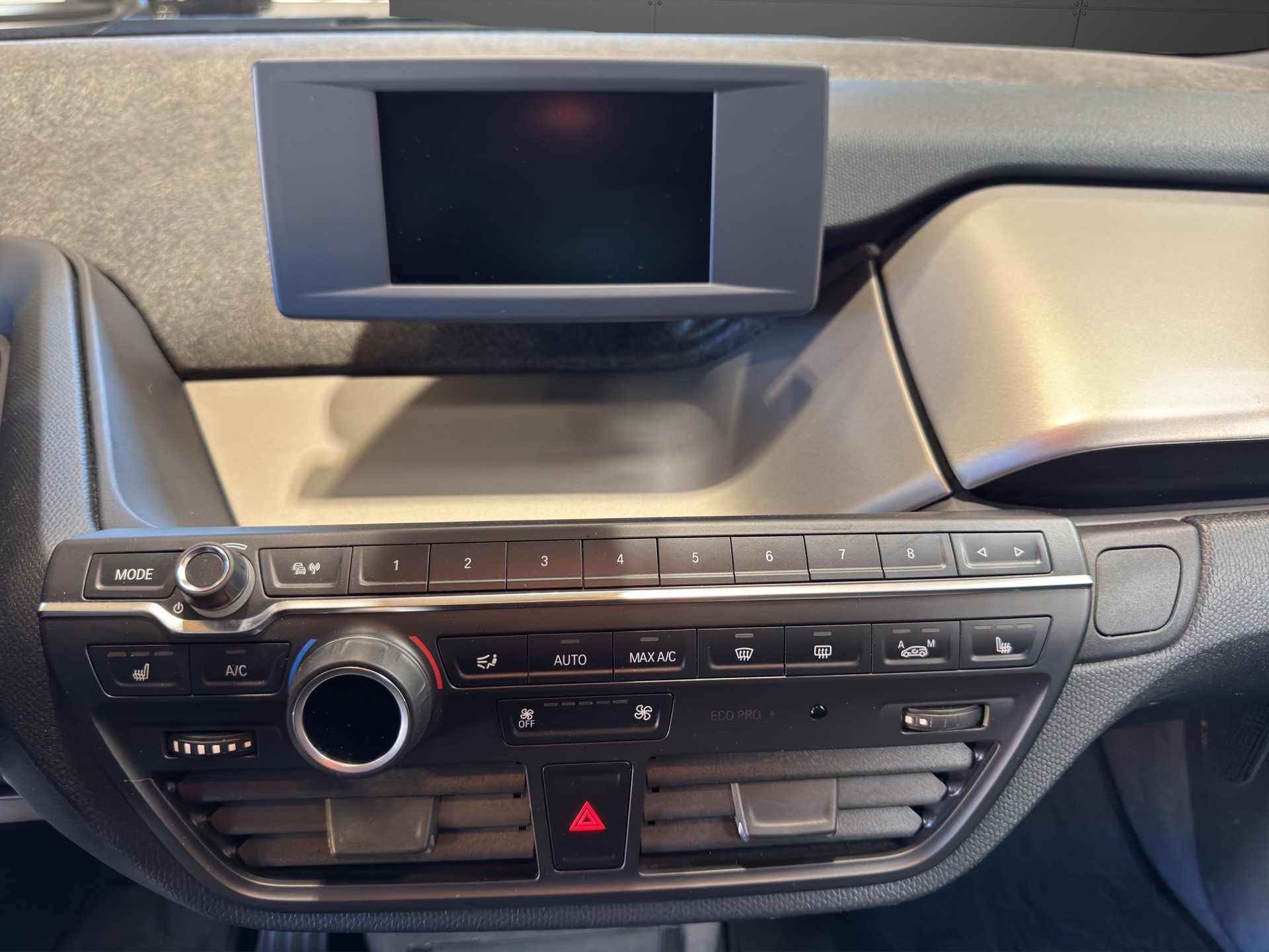 BMW i3 120 Ah-image-10