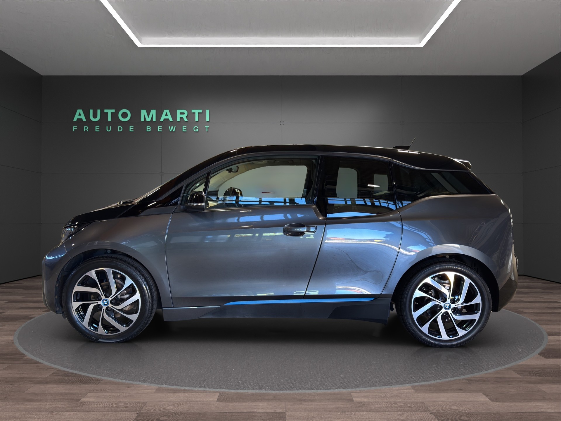 BMW i3 120 Ah-image-2