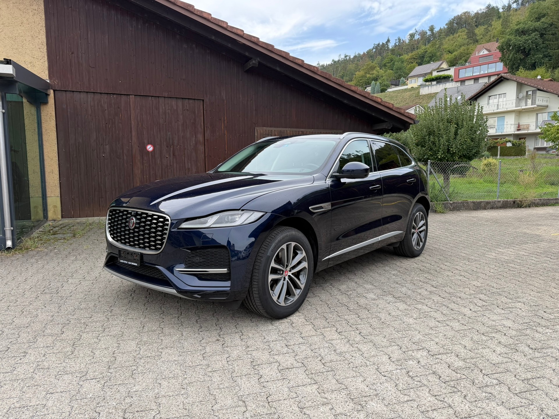 JAGUAR F-Pace 2.0 D200 MHEV SE AWD-image-0