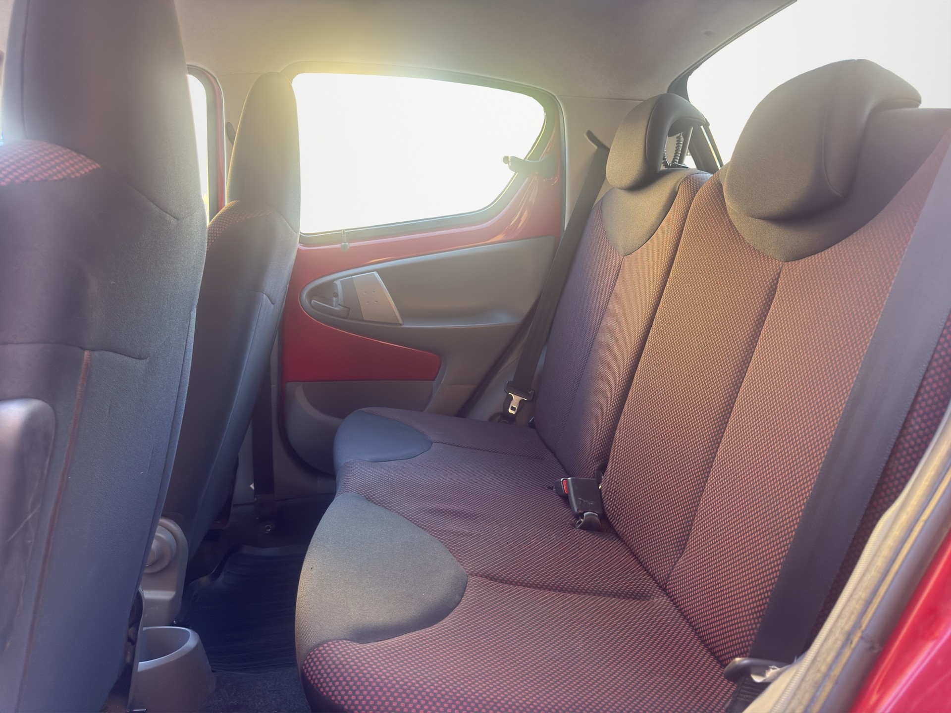TOYOTA Aygo 1.0-image-8