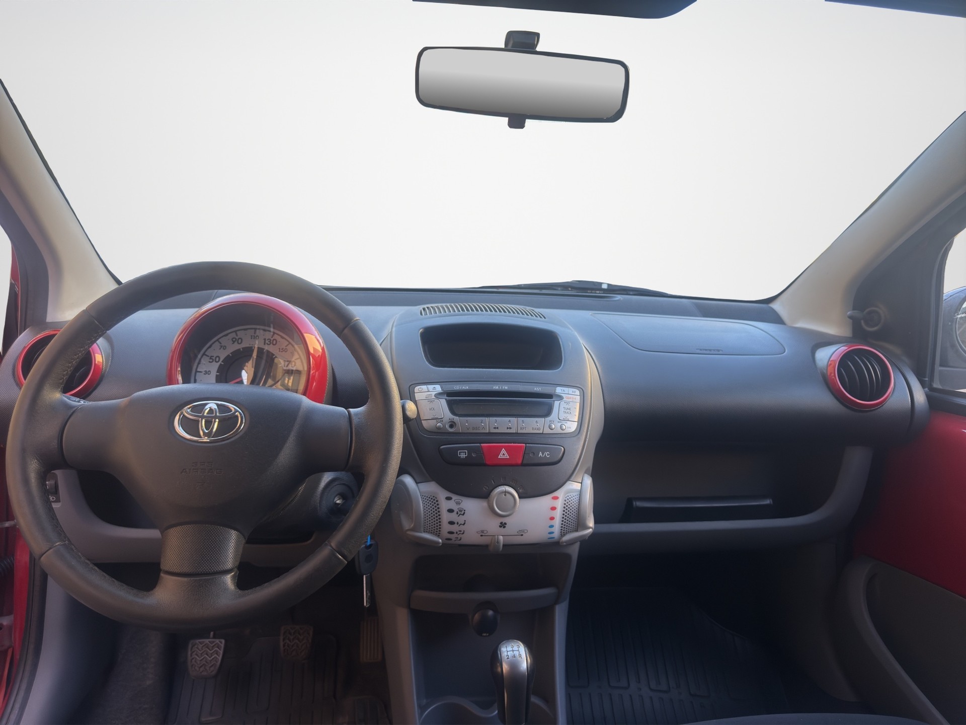 TOYOTA Aygo 1.0-image-10