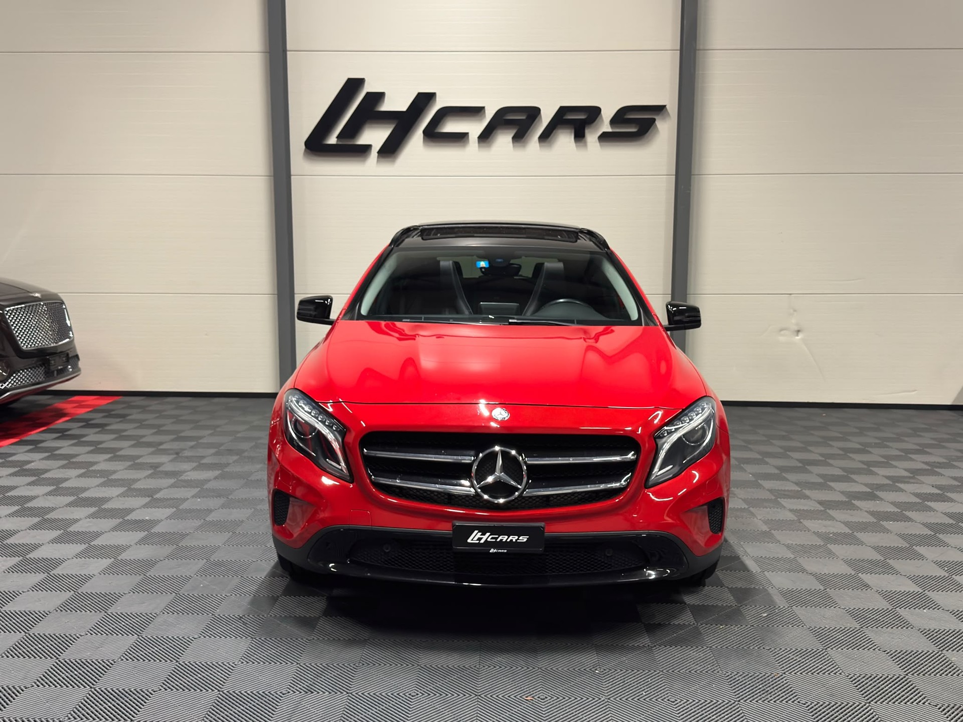 MERCEDES-BENZ GLA 200 Urban-image-6