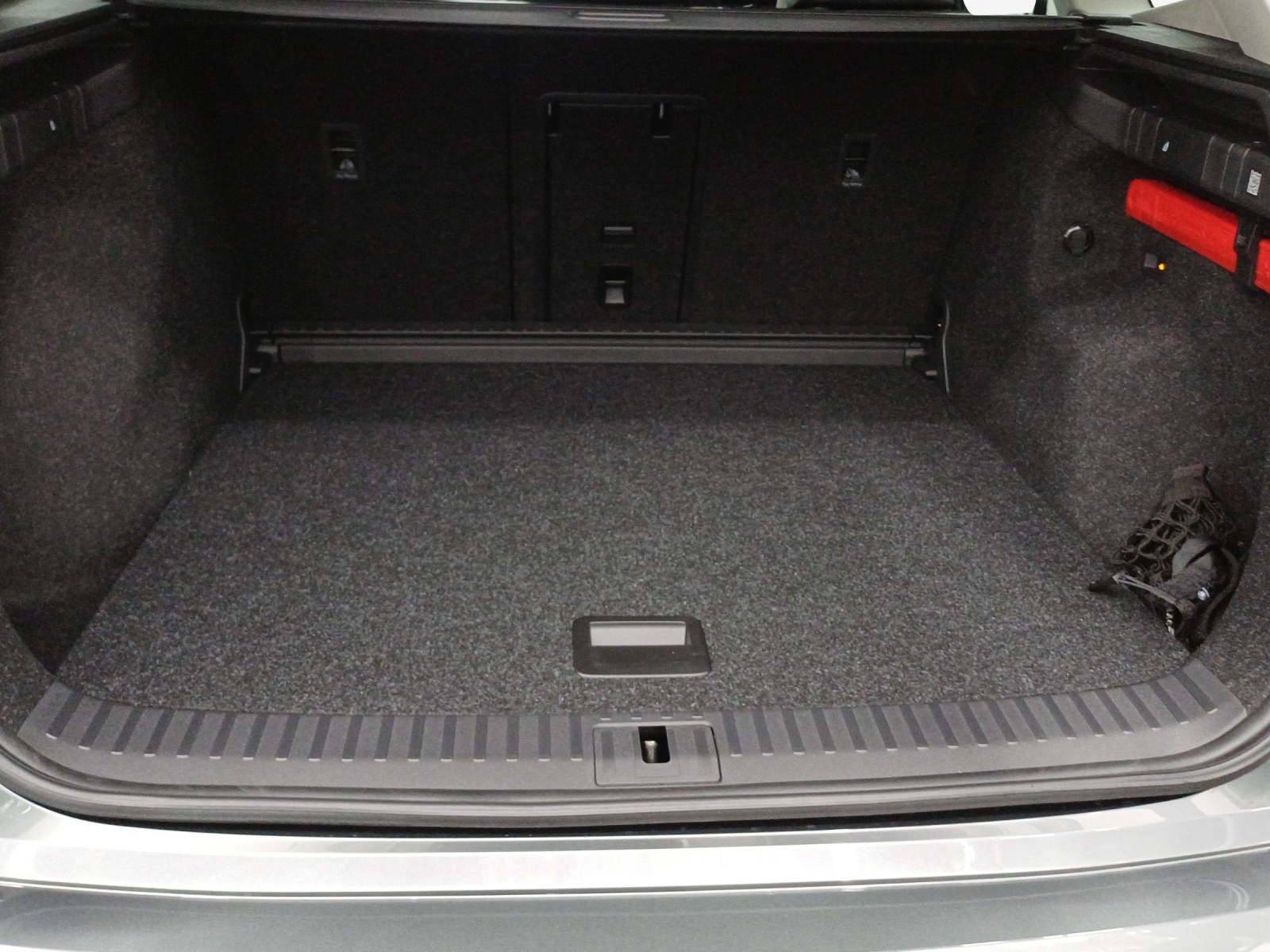 SKODA Enyaq 85x Dynamic 4x4-image-12