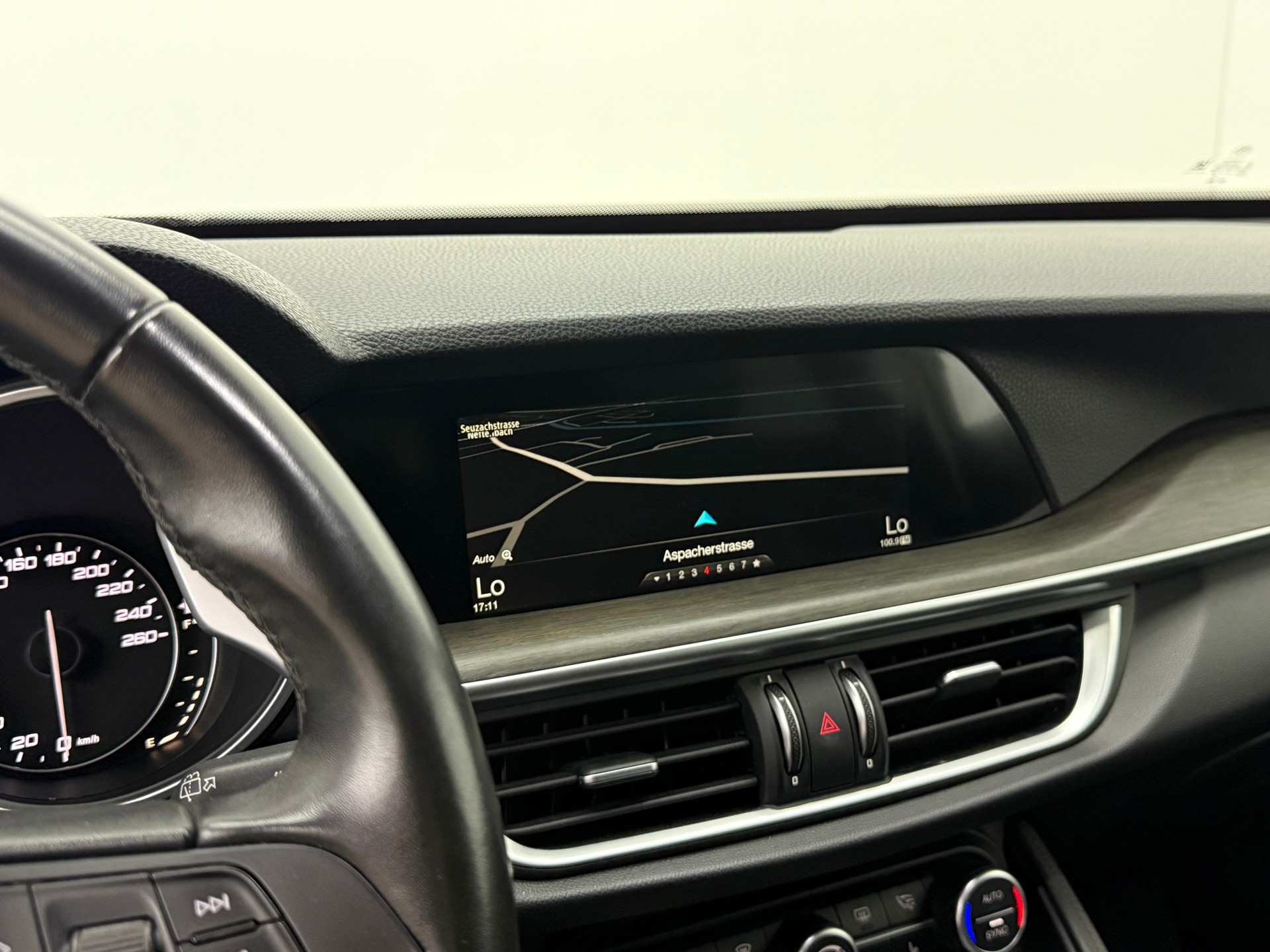 ALFA ROMEO Stelvio 2.2 JTDM Executive Q4 Automatic-image-28