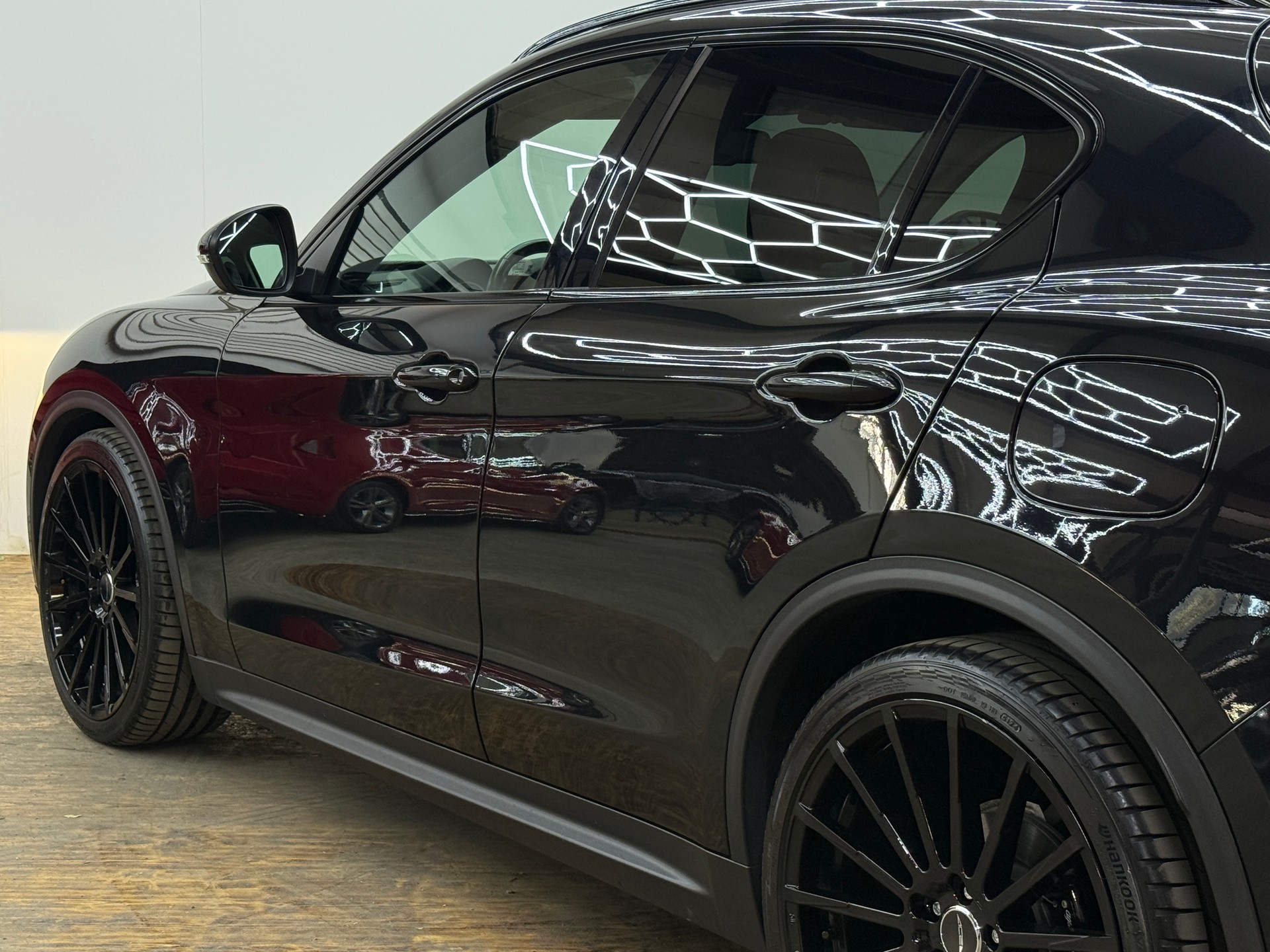ALFA ROMEO Stelvio 2.2 JTDM Executive Q4 Automatic-image-8