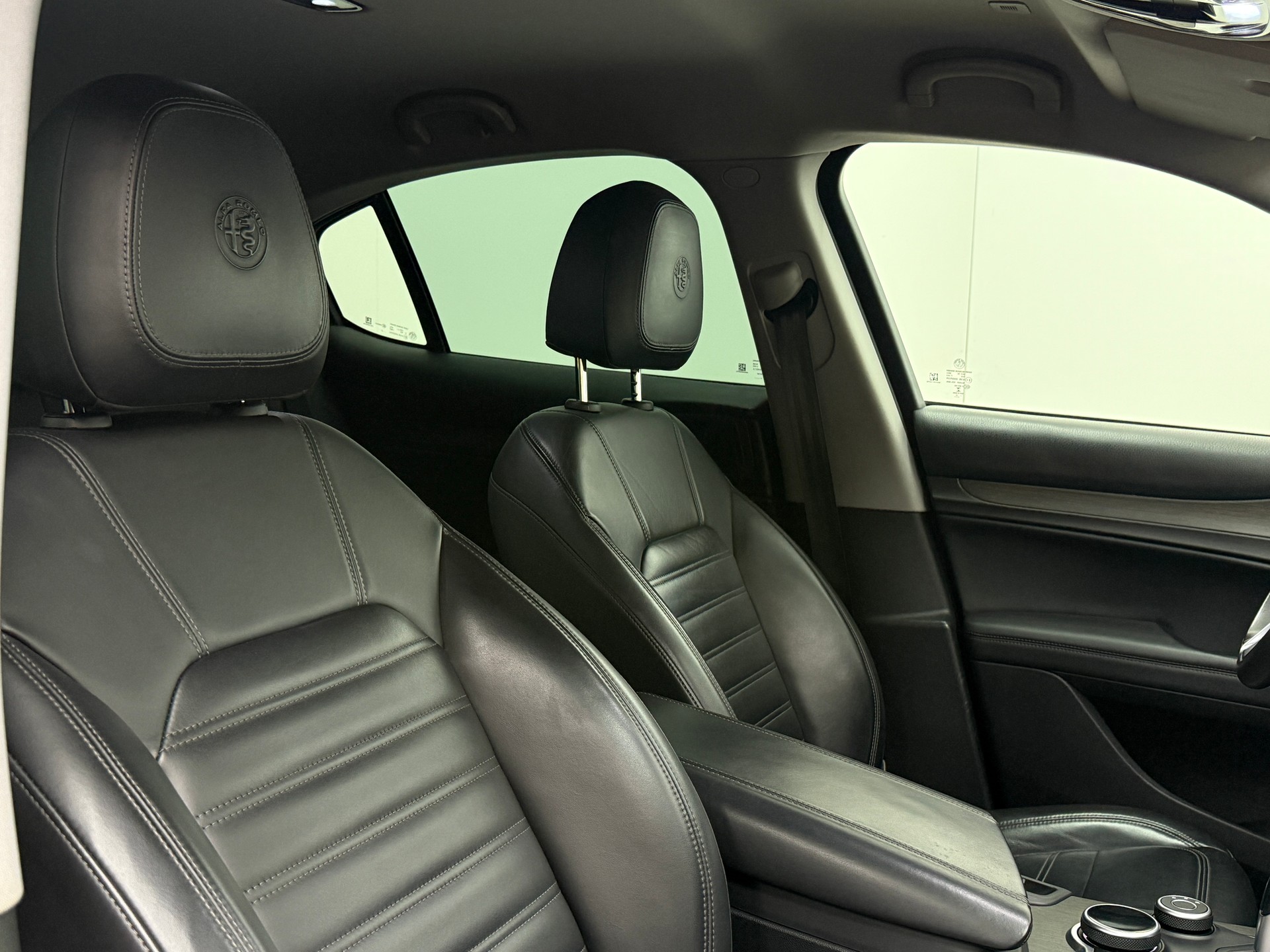ALFA ROMEO Stelvio 2.2 JTDM Executive Q4 Automatic-image-20