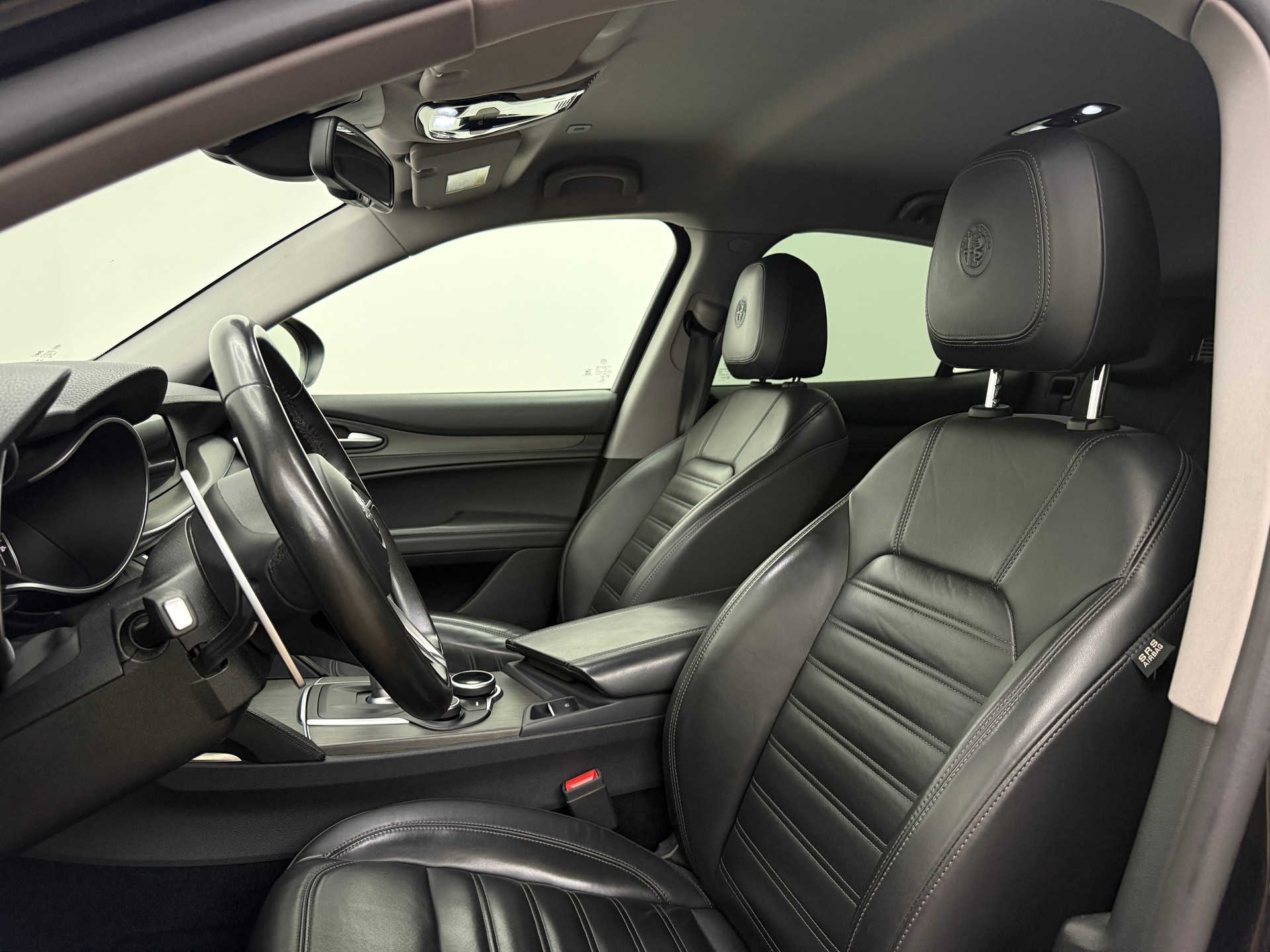 ALFA ROMEO Stelvio 2.2 JTDM Executive Q4 Automatic-image-18
