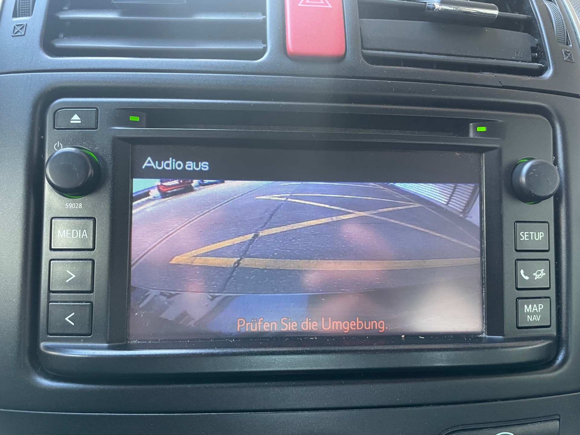 TOYOTA Auris 1.8 16V HSD Linea Sol-image-8