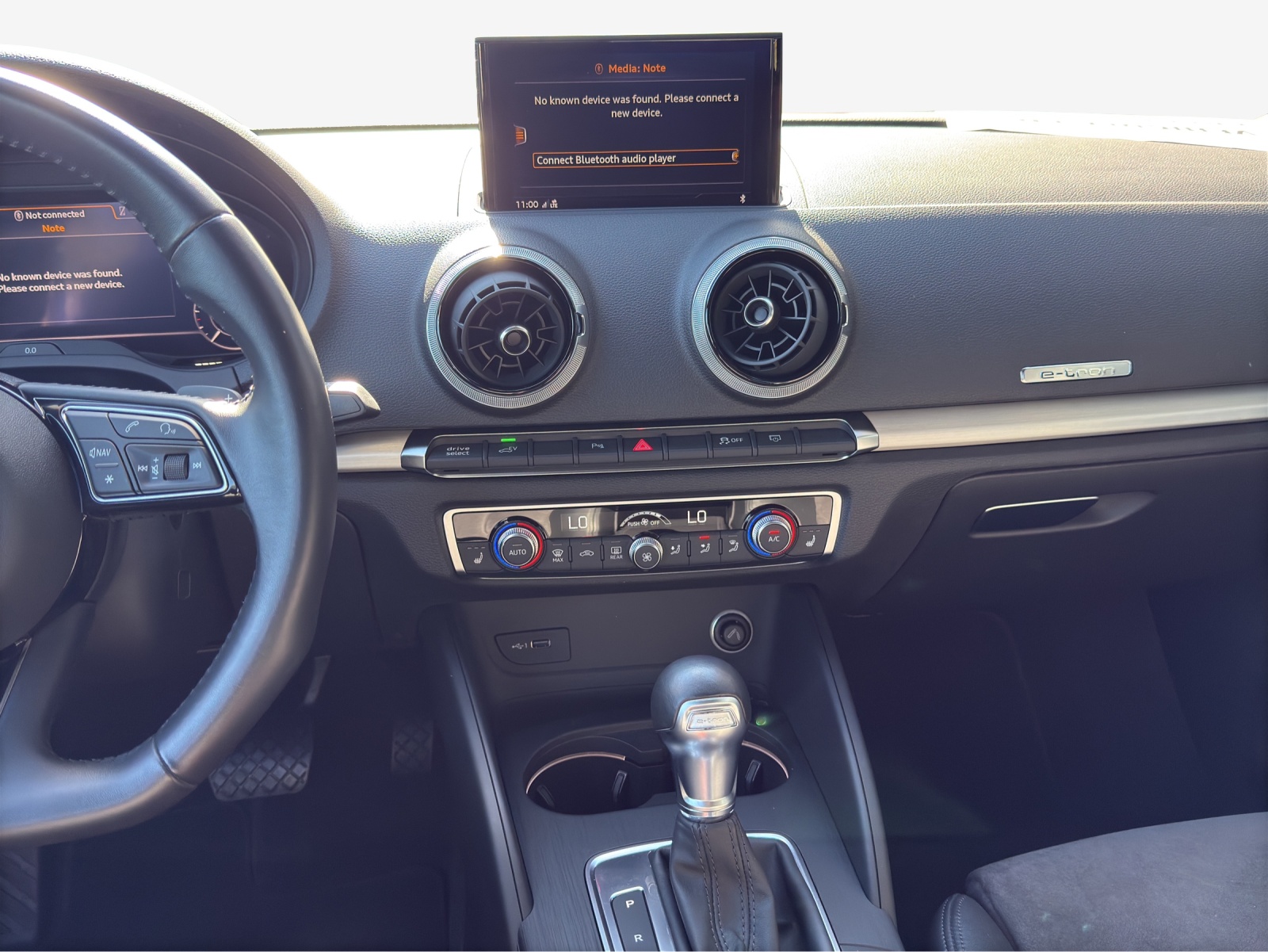 AUDI A3 Sportback 1.4 e-tron Sport S-tronic-image-11