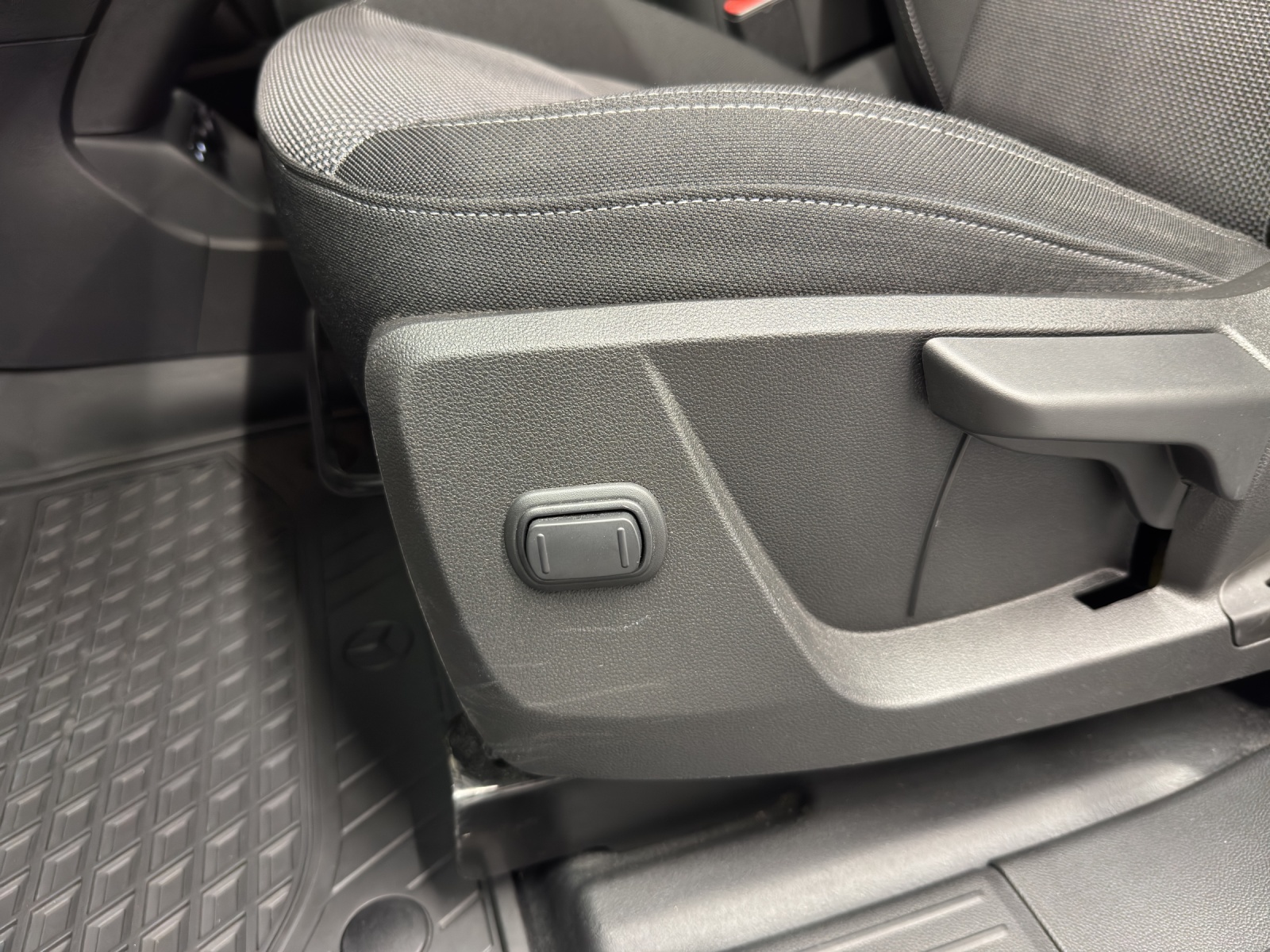 MERCEDES-BENZ Citan 113 Kombi S 1.4-image-13